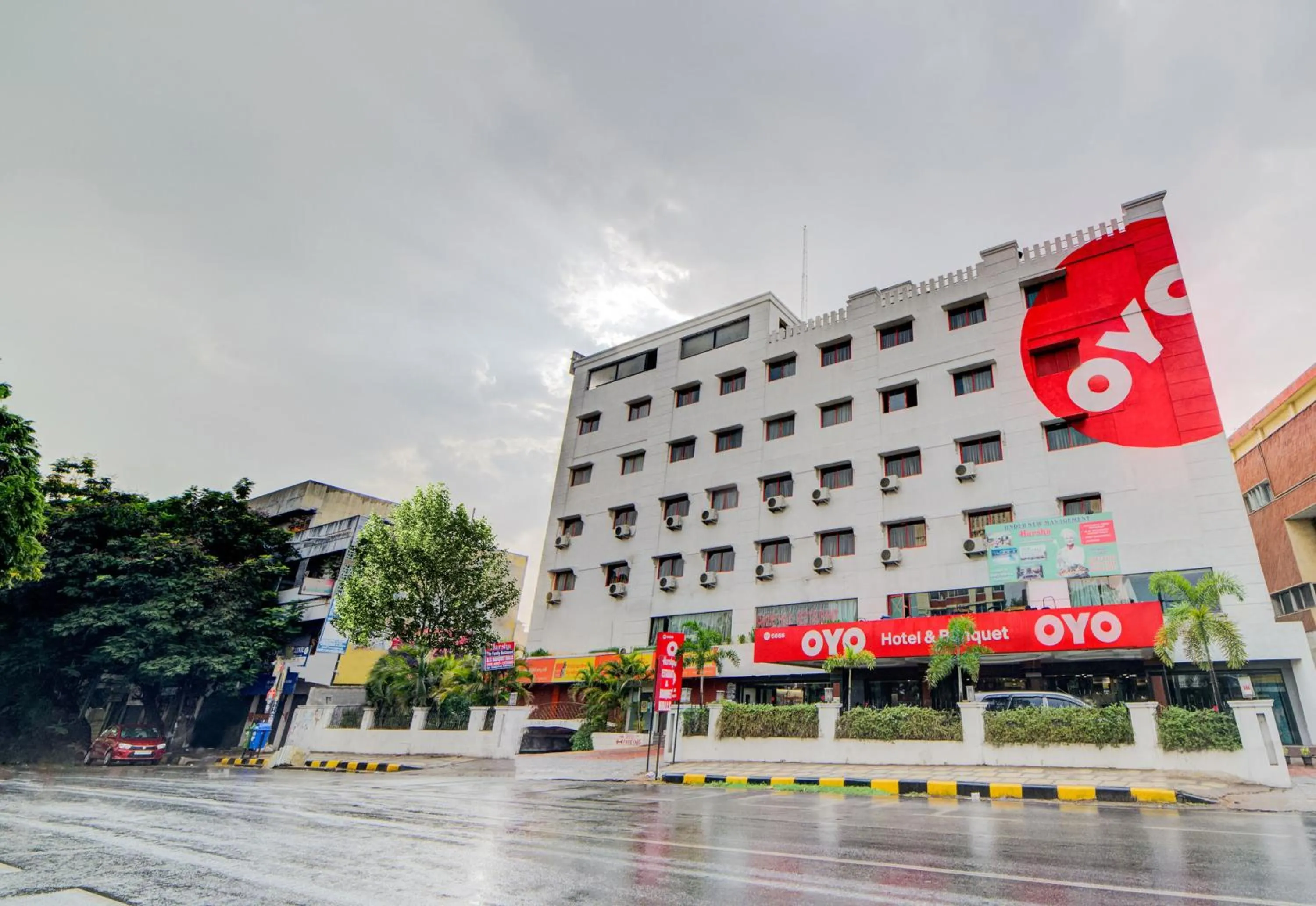 Facade/entrance in Hotel O Kachiguda Railway Station
