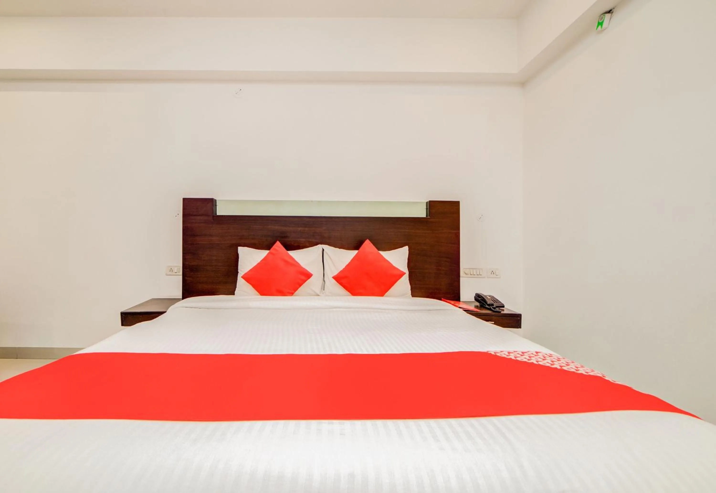 Bedroom in Hotel O Kachiguda Railway Station