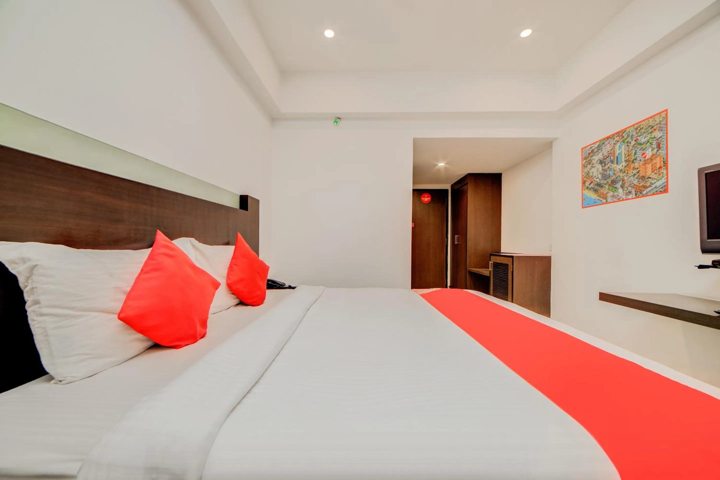 Bedroom, Bed in Hotel O Kachiguda Railway Station