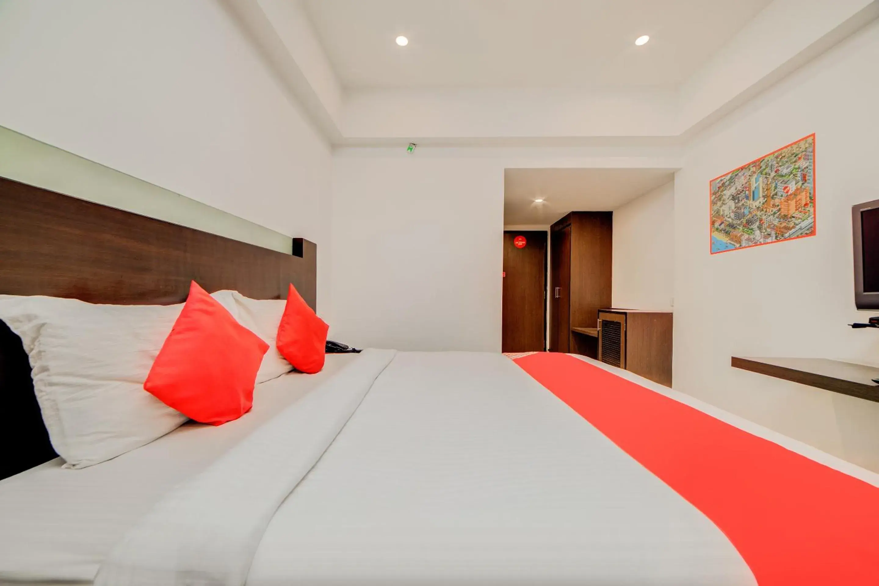 Bedroom, Bed in Hotel O Kachiguda Railway Station Bedroom, Bed in Hotel O Kachiguda Railway Station