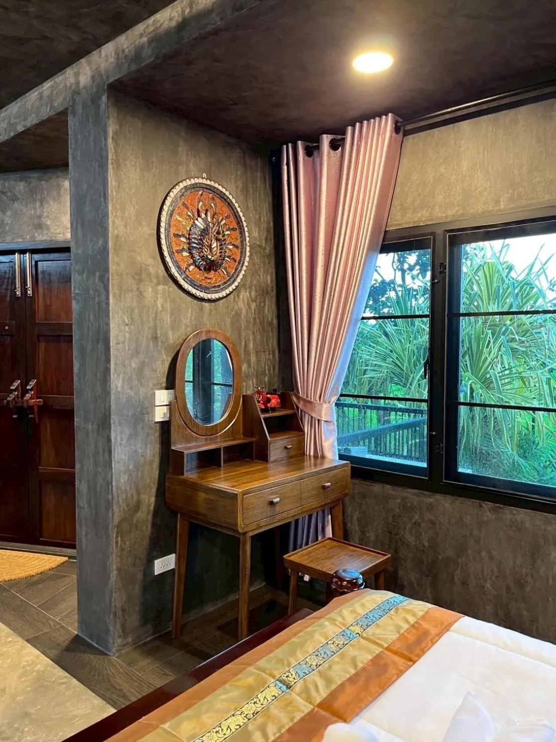 Bed in Bantunglom Resort