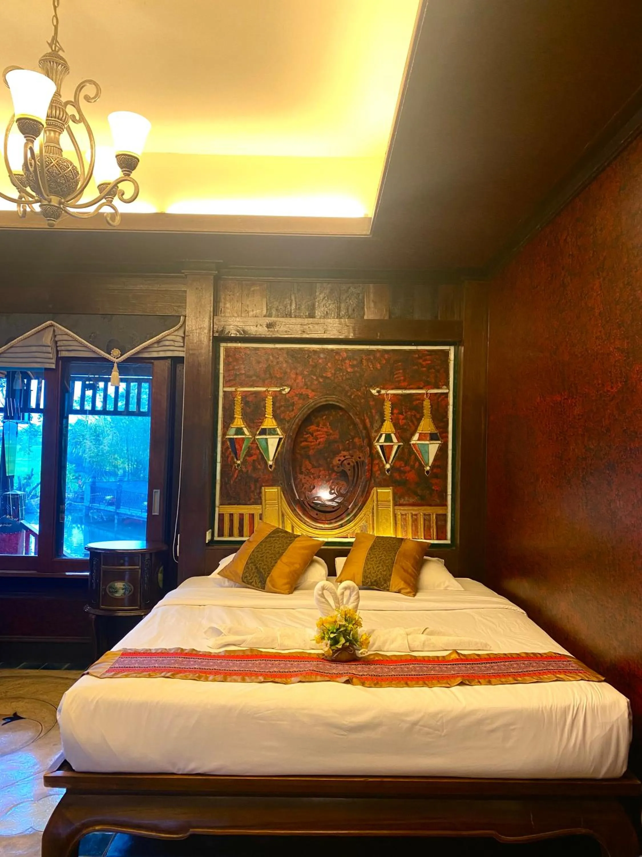 Bed in Bantunglom Resort