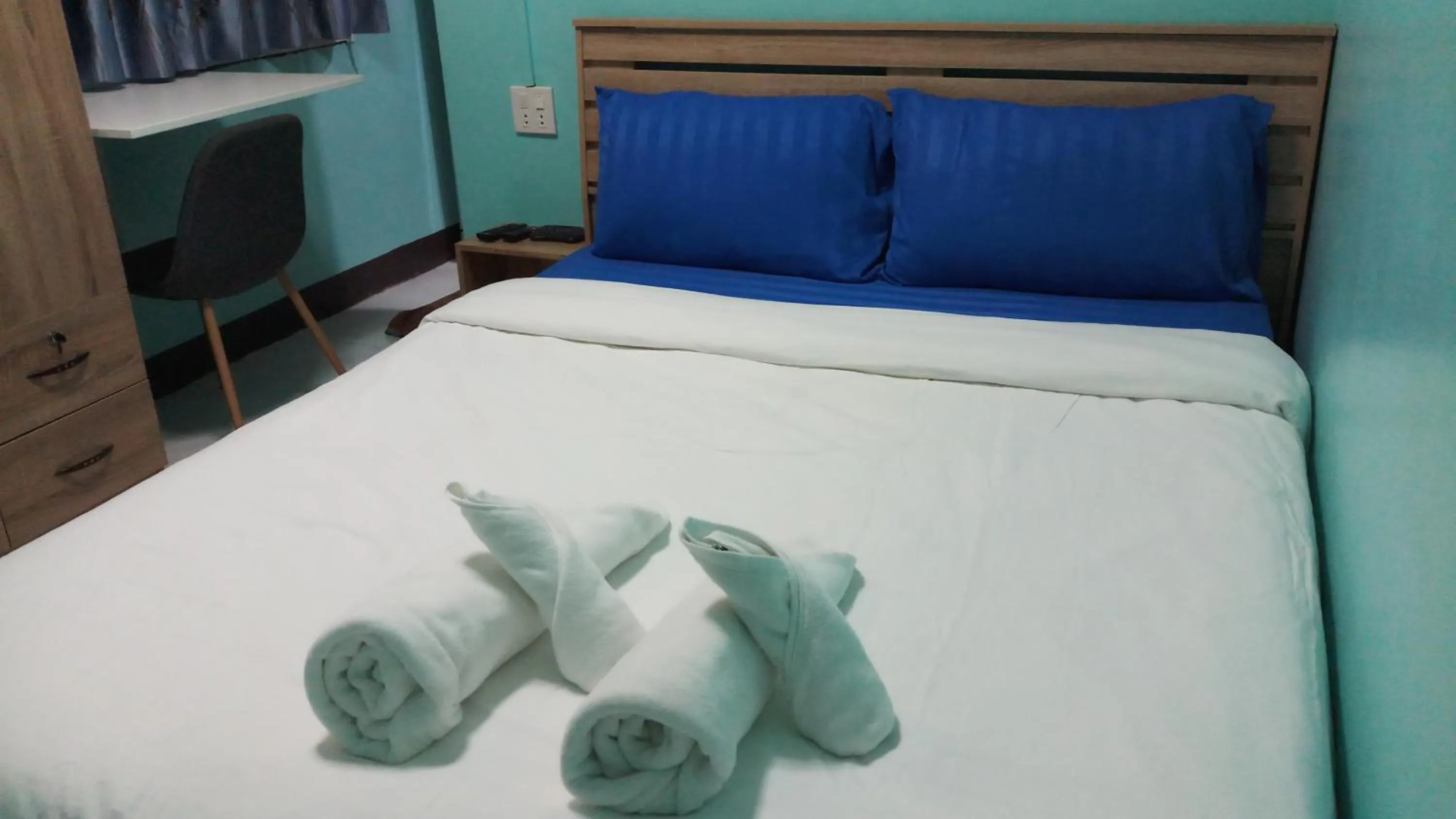 Bed in Kata S. T. House