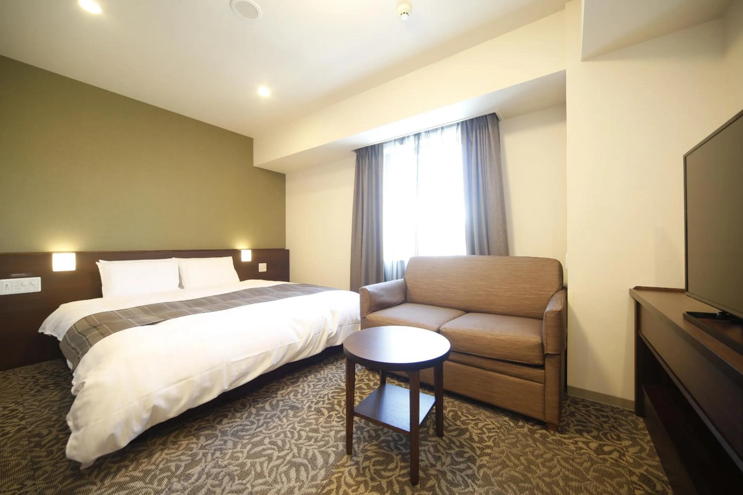 Bedroom, Bed in Natural Hot Spring Shoun no Yu Dormy Inn Kofu Marunouchi