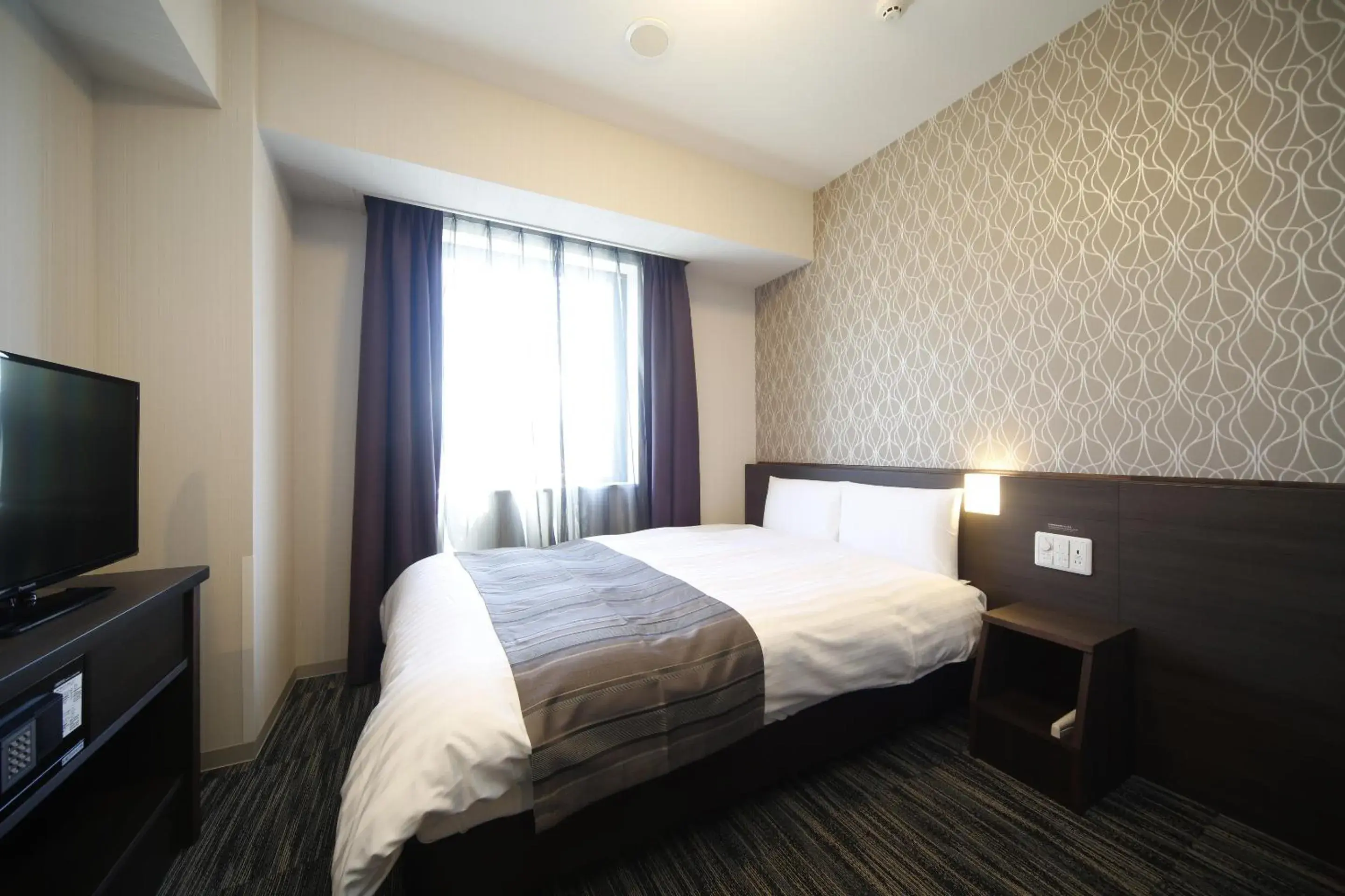 Bedroom, Bed in Natural Hot Spring Shoun no Yu Dormy Inn Kofu Marunouchi Bedroom, Bed in Natural Hot Spring Shoun no Yu Dormy Inn Kofu Marunouchi