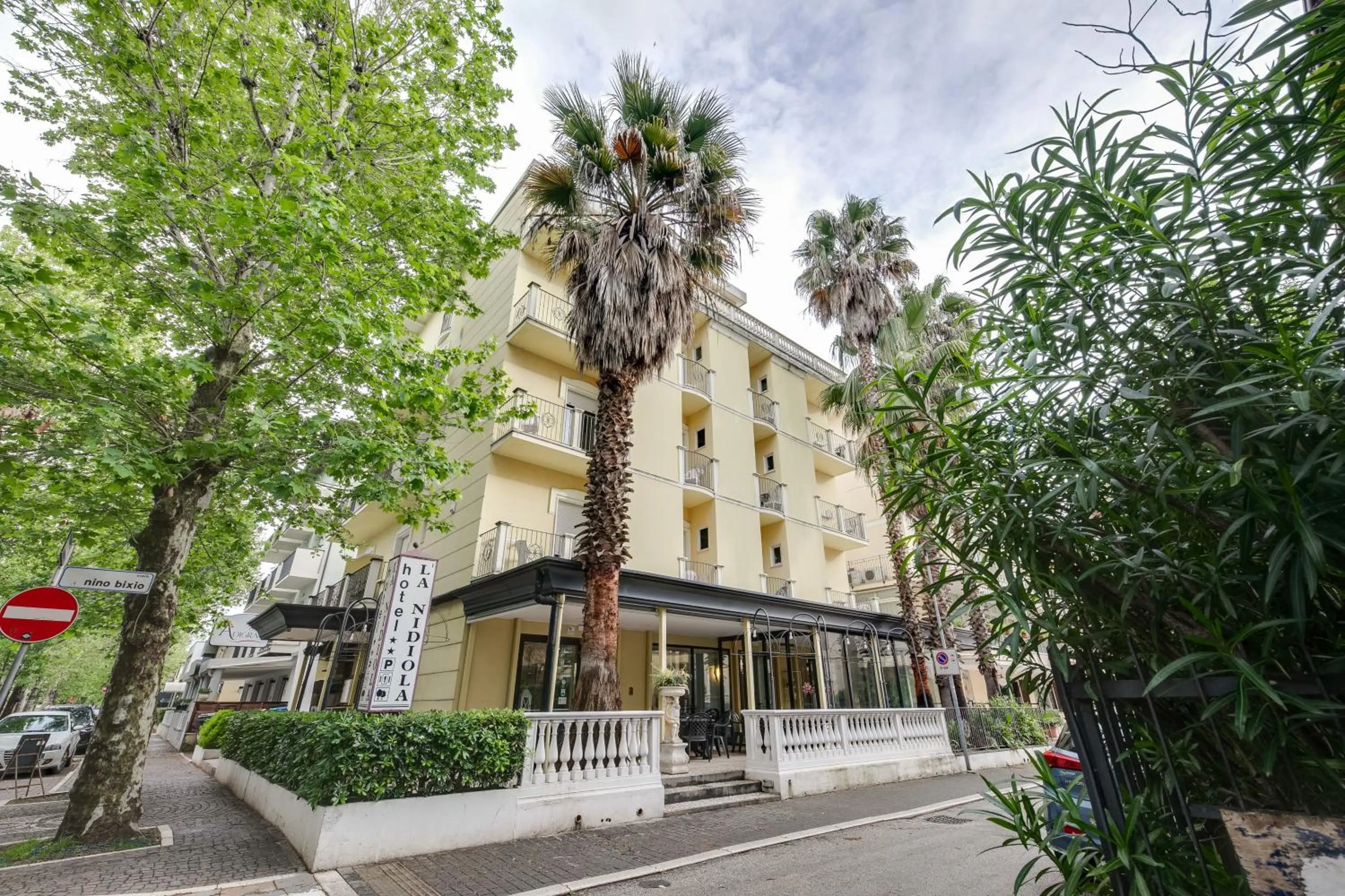 Property building in Hotel La Nidiola