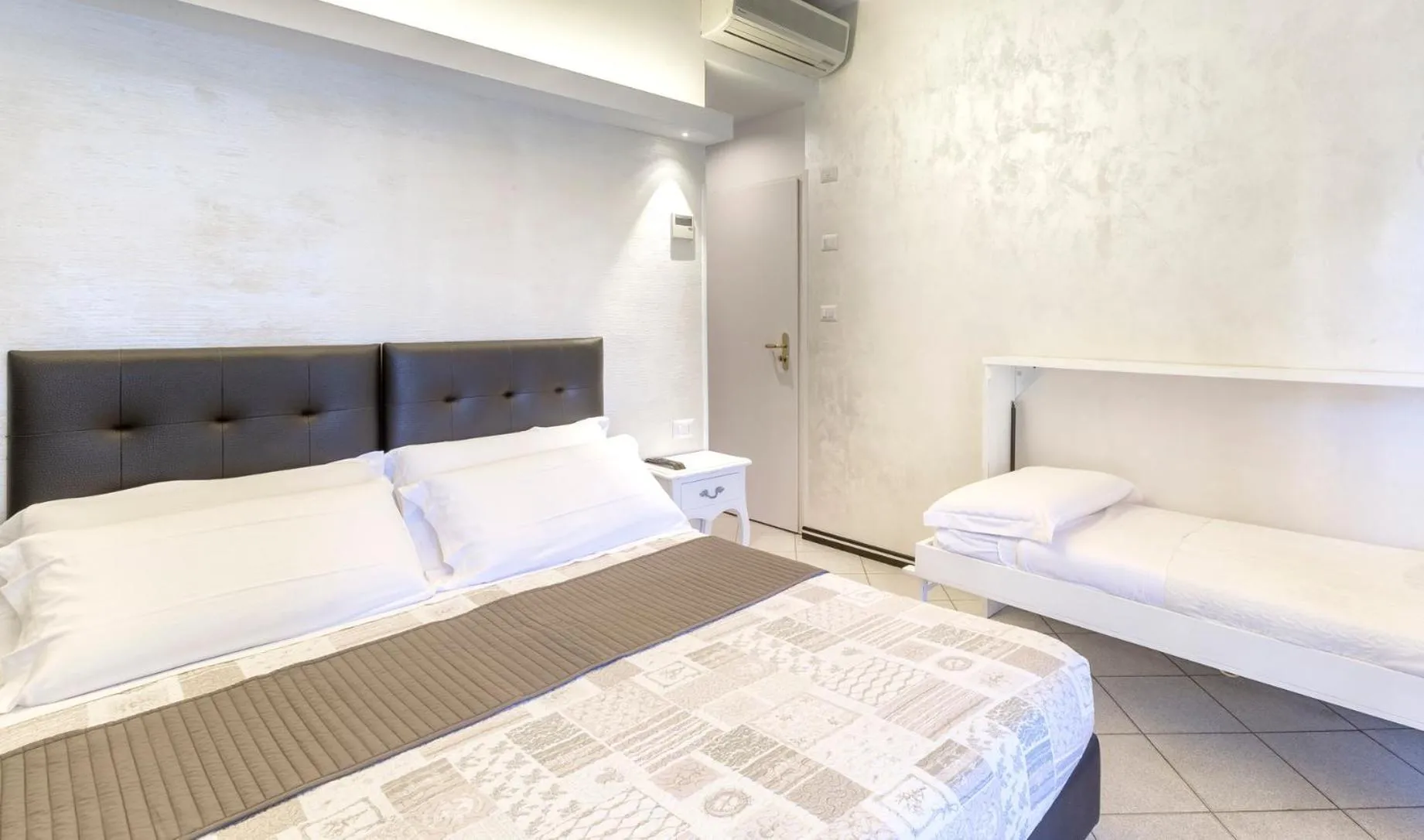 Bed in Hotel La Nidiola