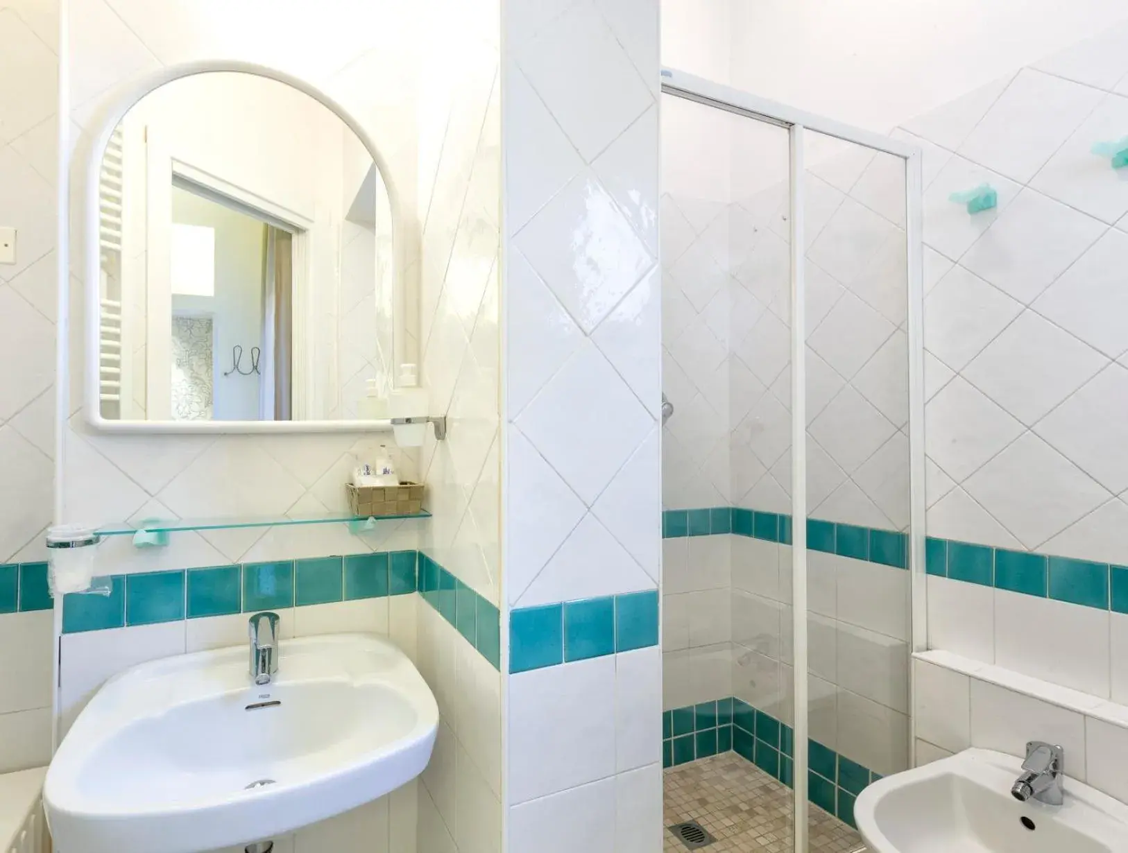 Double or Twin Room in Hotel La Nidiola Double or Twin Room in Hotel La Nidiola