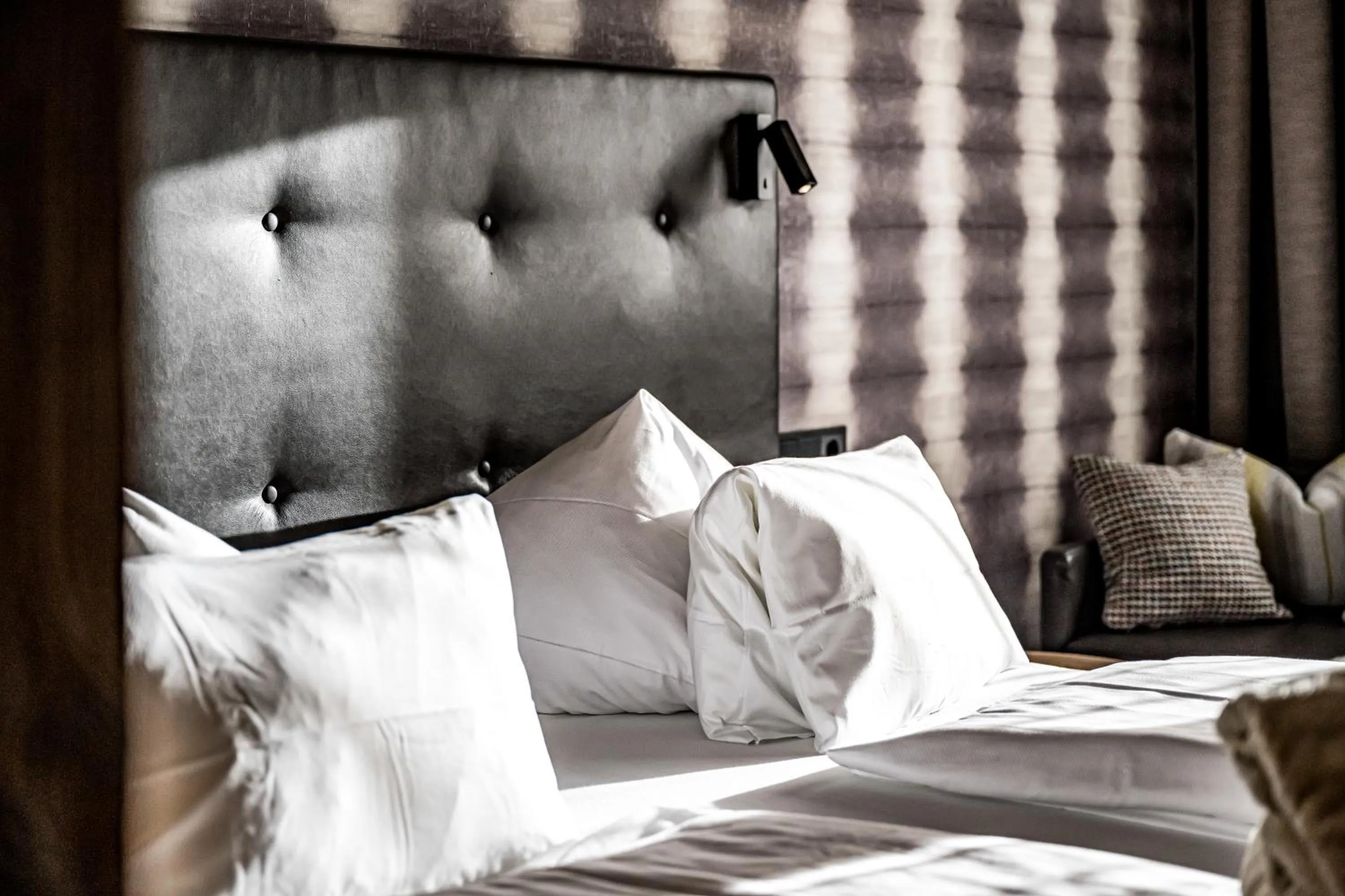 Bed in Hotel Alpina Sölden - Adults Only