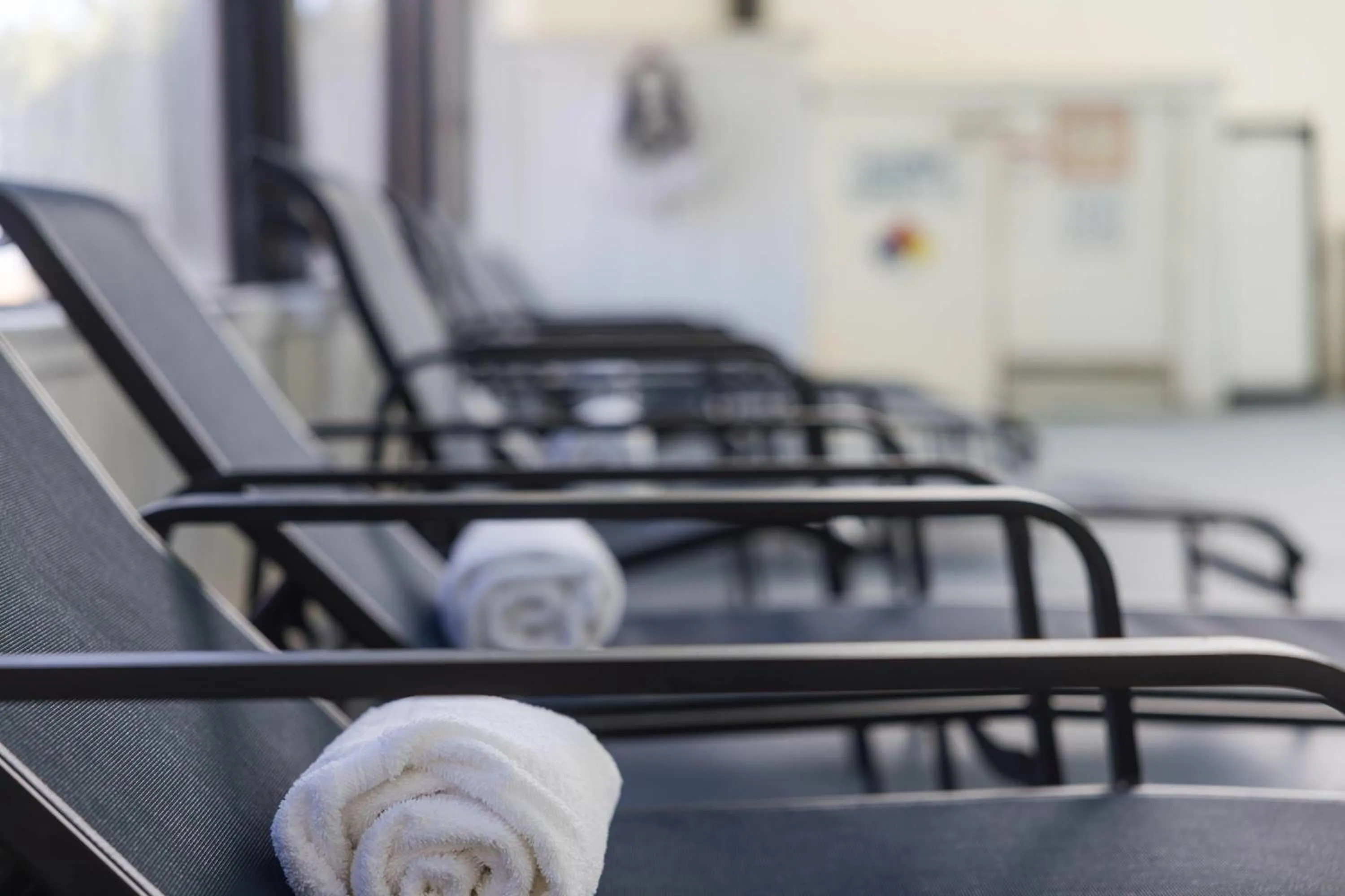 Swimming pool in Ramada Plaza by Wyndham Virginia Beach Oceanfront
