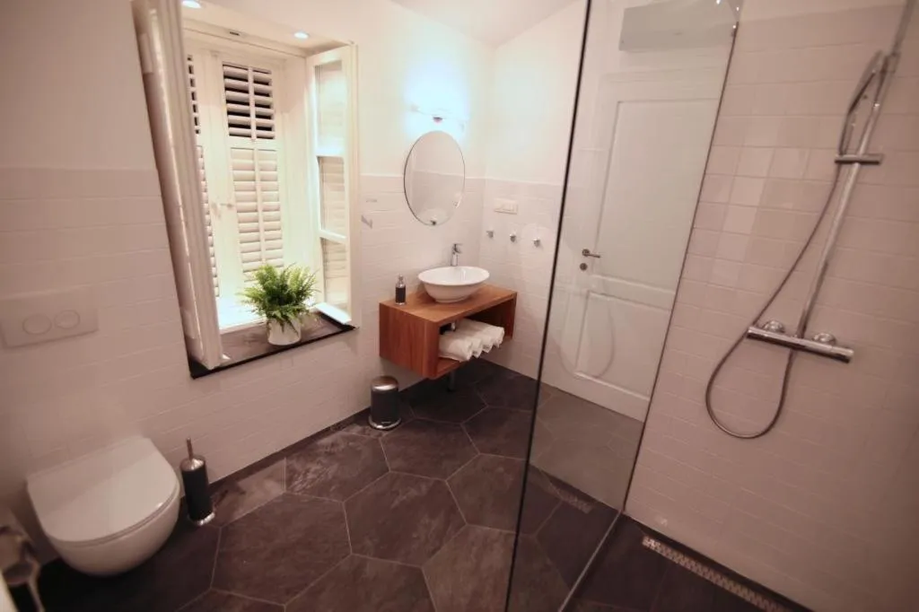 Bathroom in Apartments Cava Dubrovnik