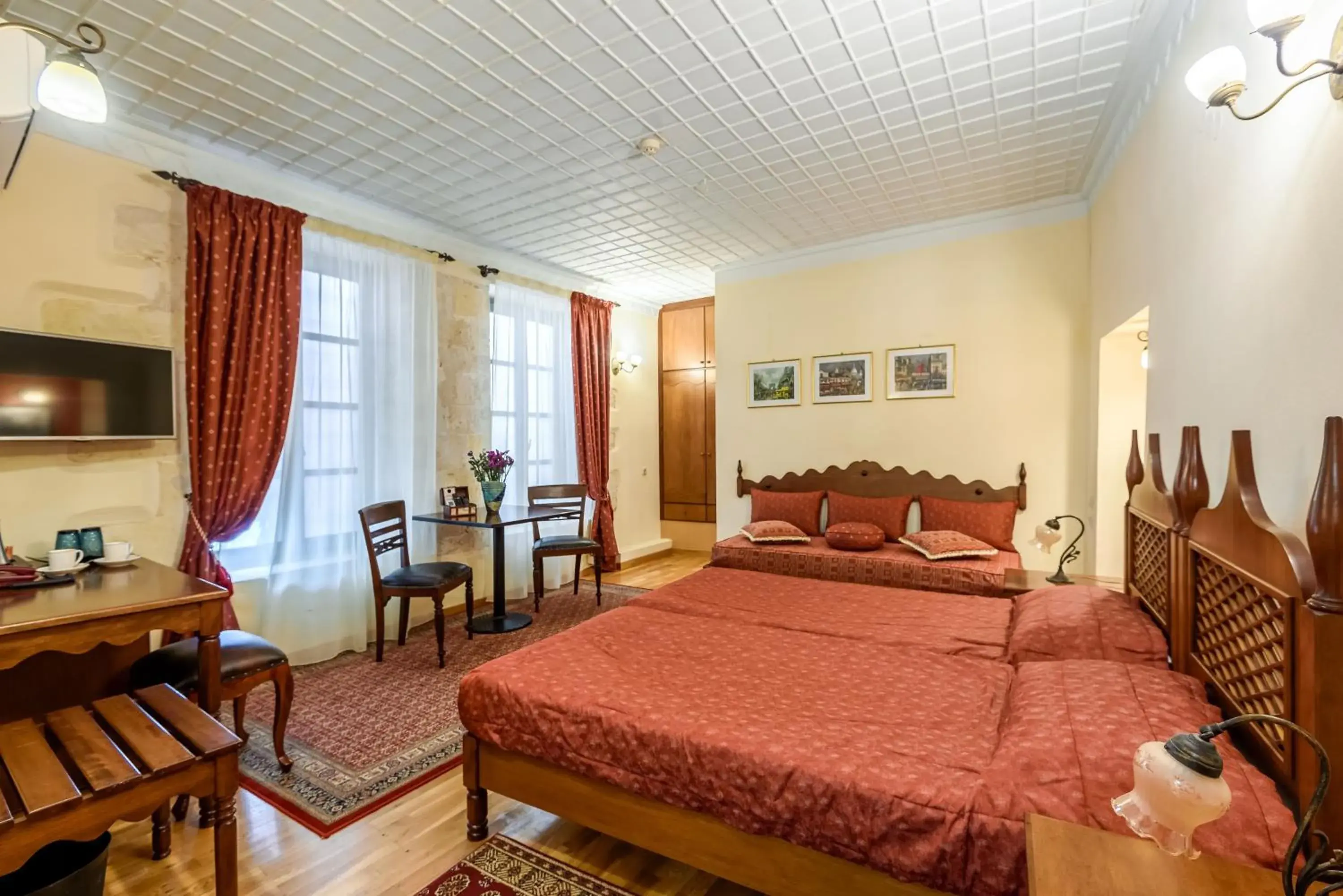 Comfy Economy Room in Belmondo Hotel Comfy Economy Room in Belmondo Hotel