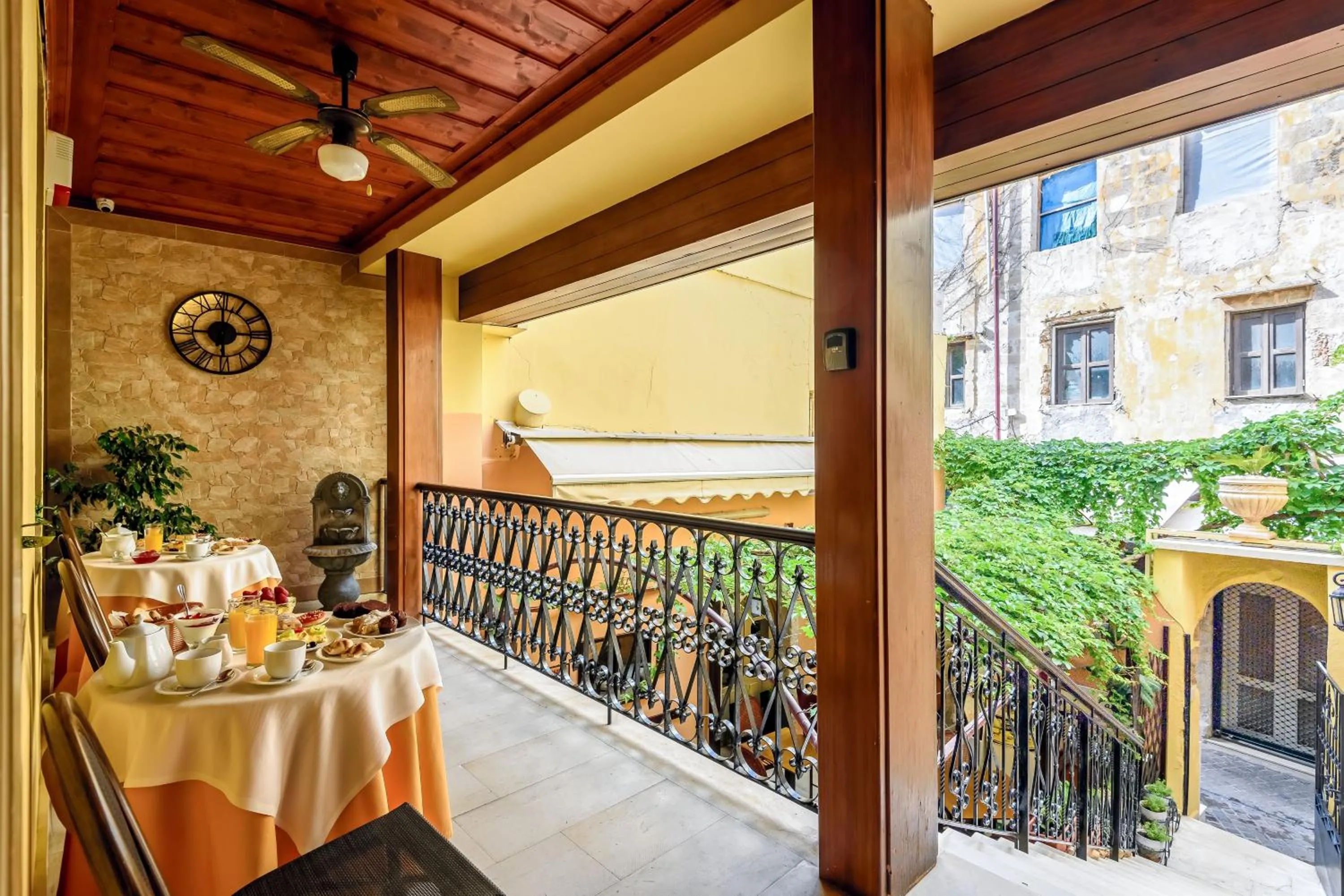 Property building in Belmondo Hotel