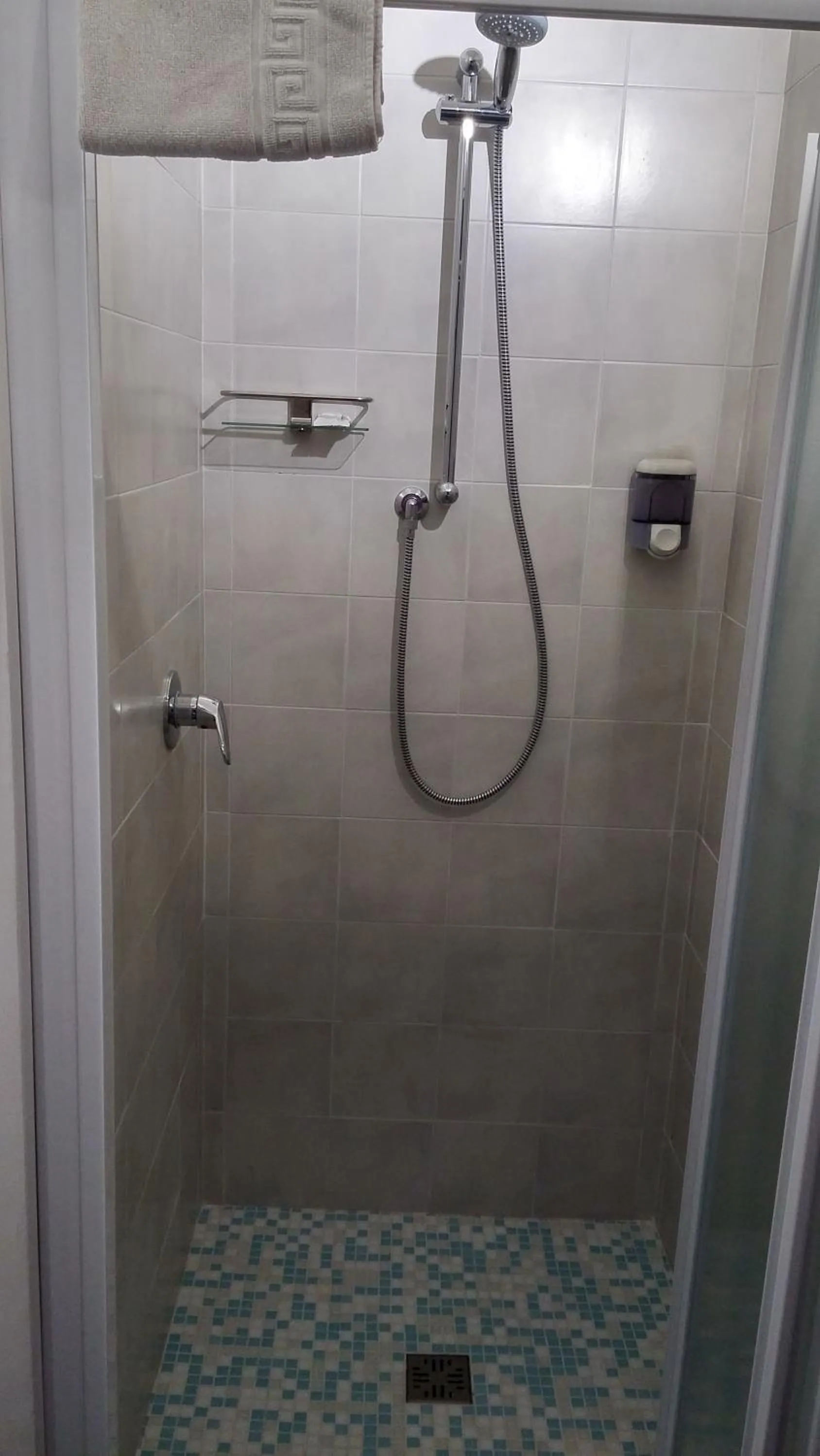 Shower in La Casa del Melograno