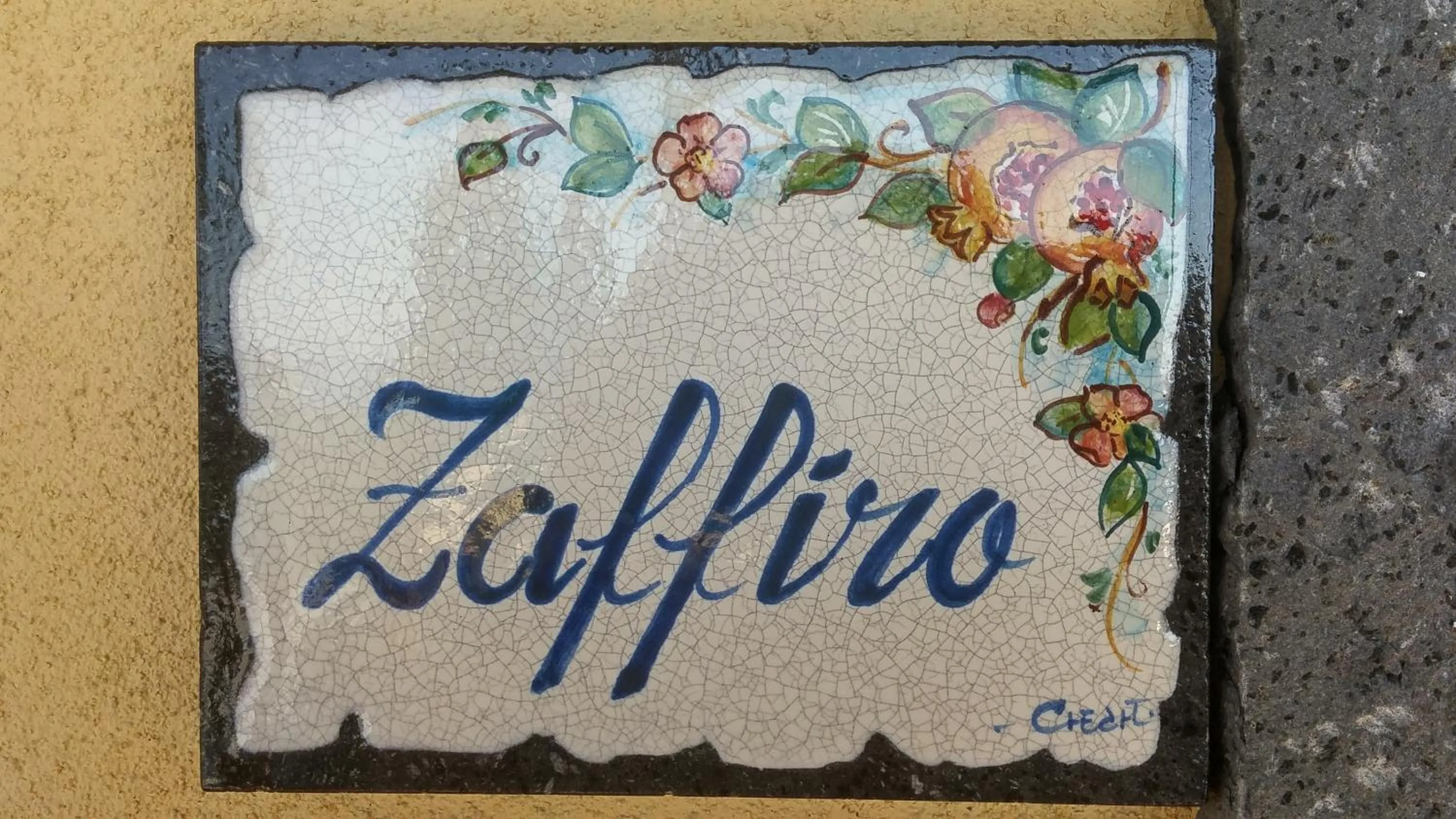 Decorative detail in La Casa del Melograno