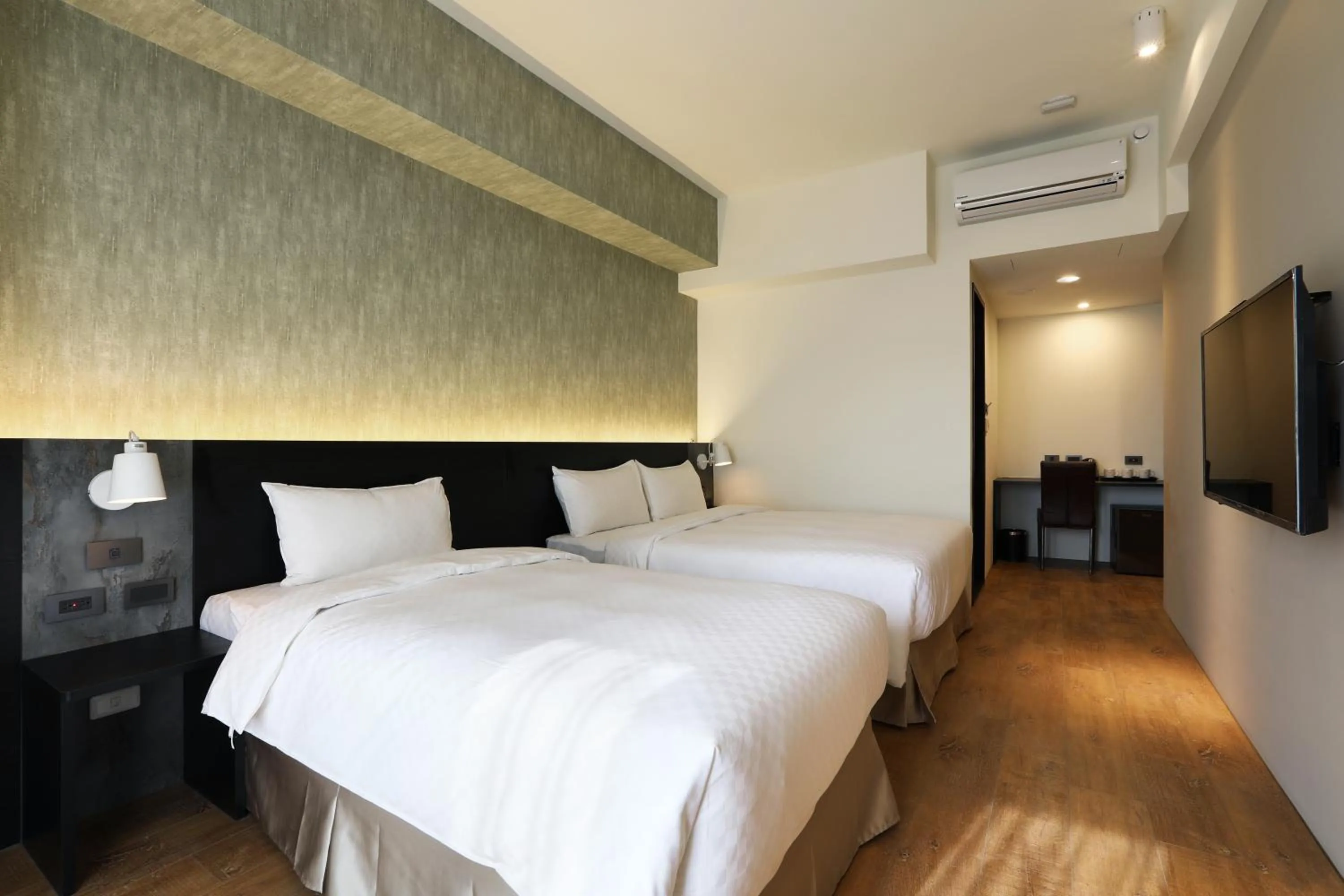 Photo of the whole room, Bed in Kun Tour