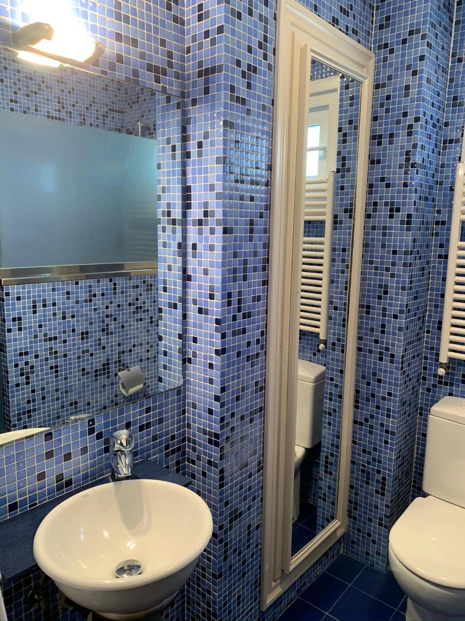 Bathroom in Apartxibi