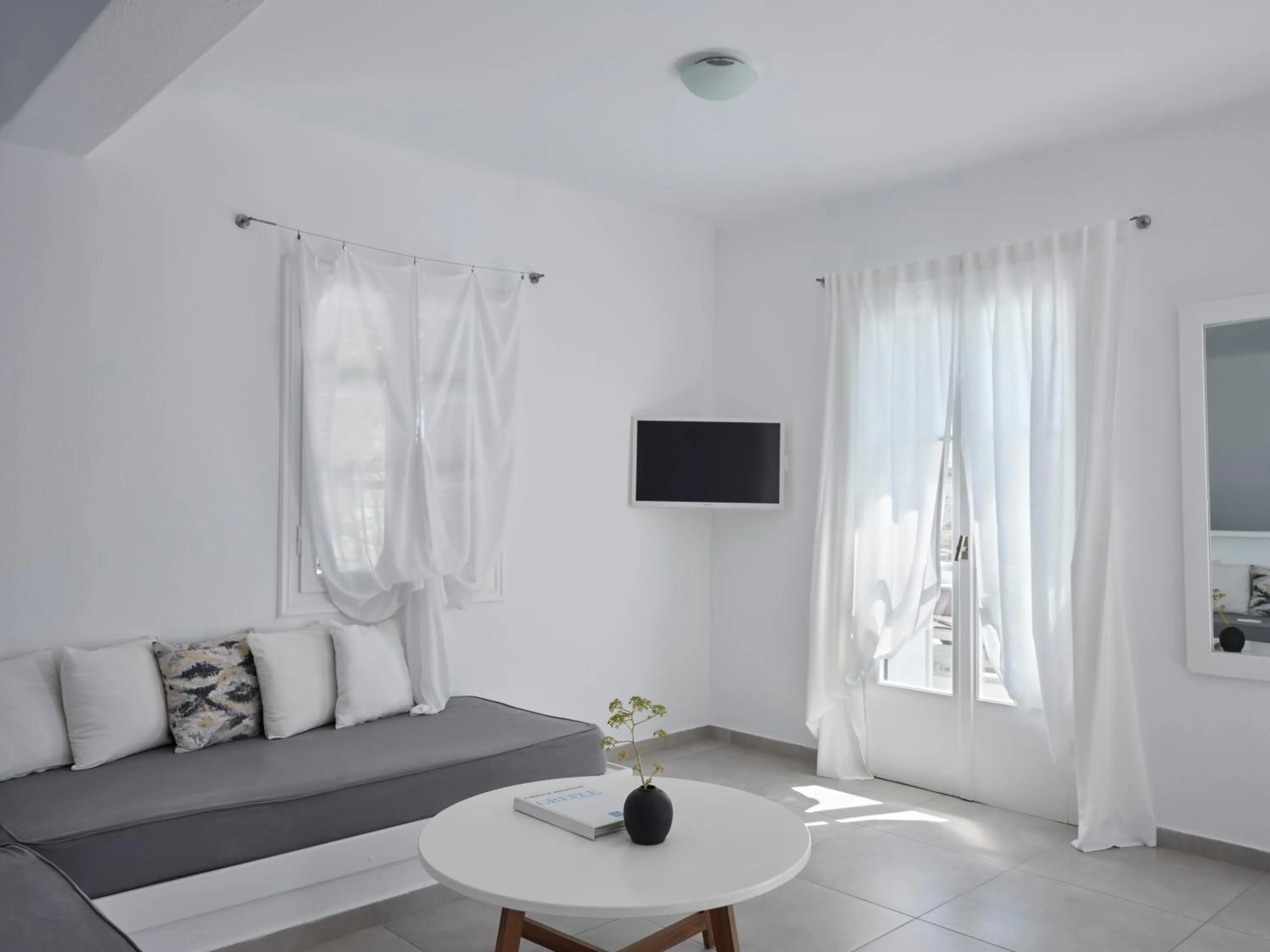 Seating area in Pietra e Mare - Mykonos Moments