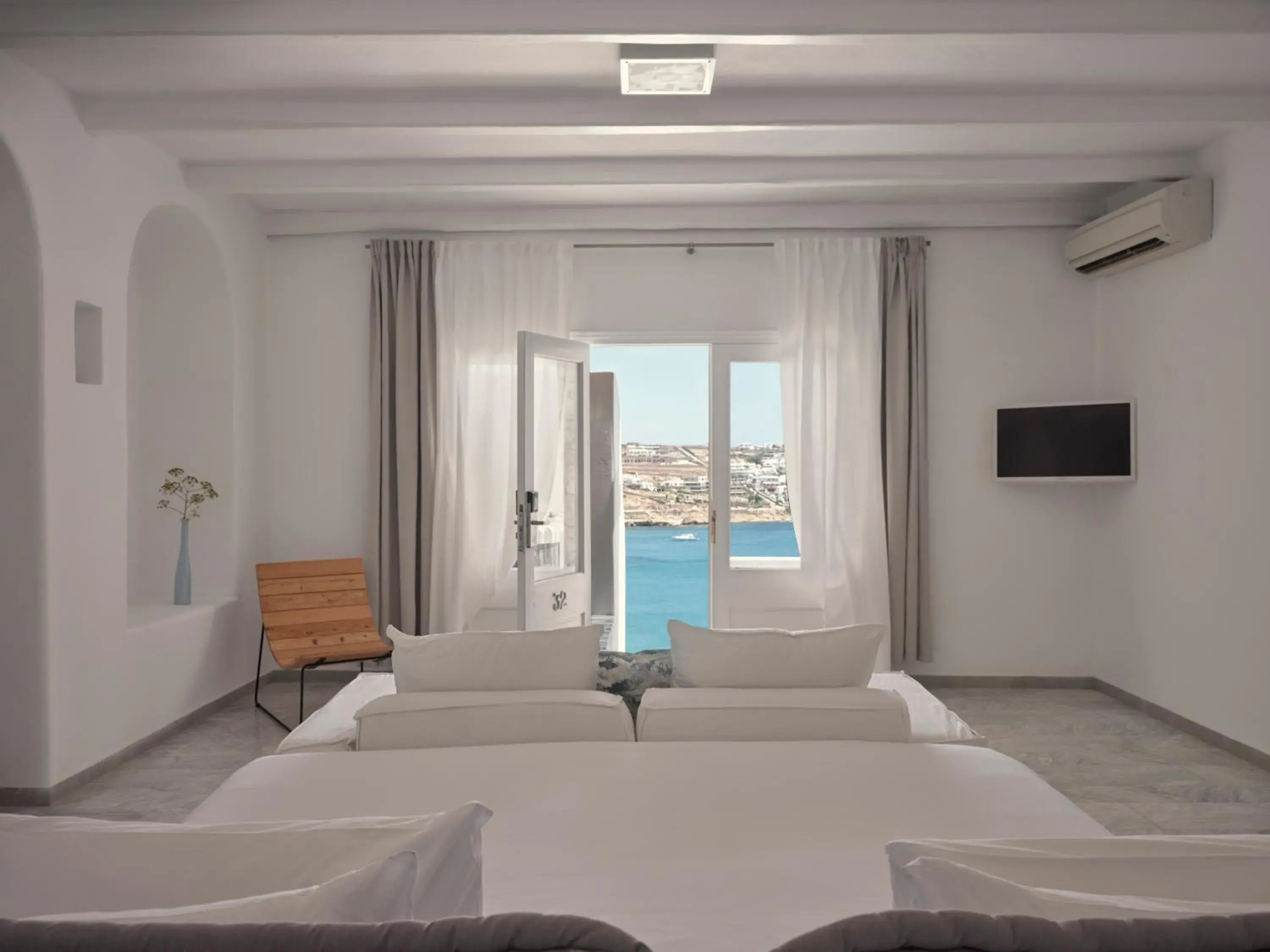Bed in Pietra e Mare - Mykonos Moments Bed in Pietra e Mare - Mykonos Moments