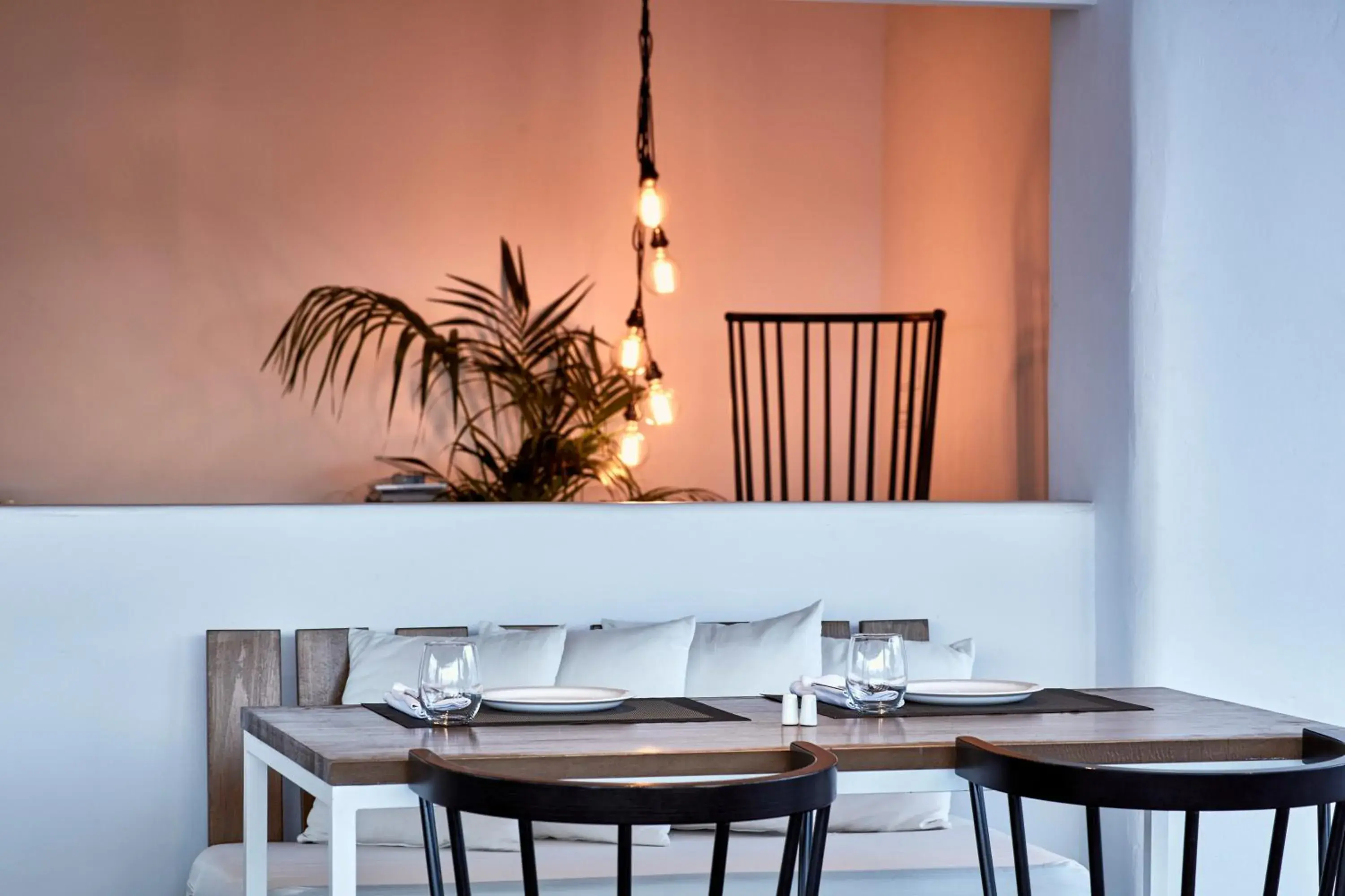 Restaurant/places to eat in Pietra e Mare - Mykonos Moments Restaurant/places to eat in Pietra e Mare - Mykonos Moments