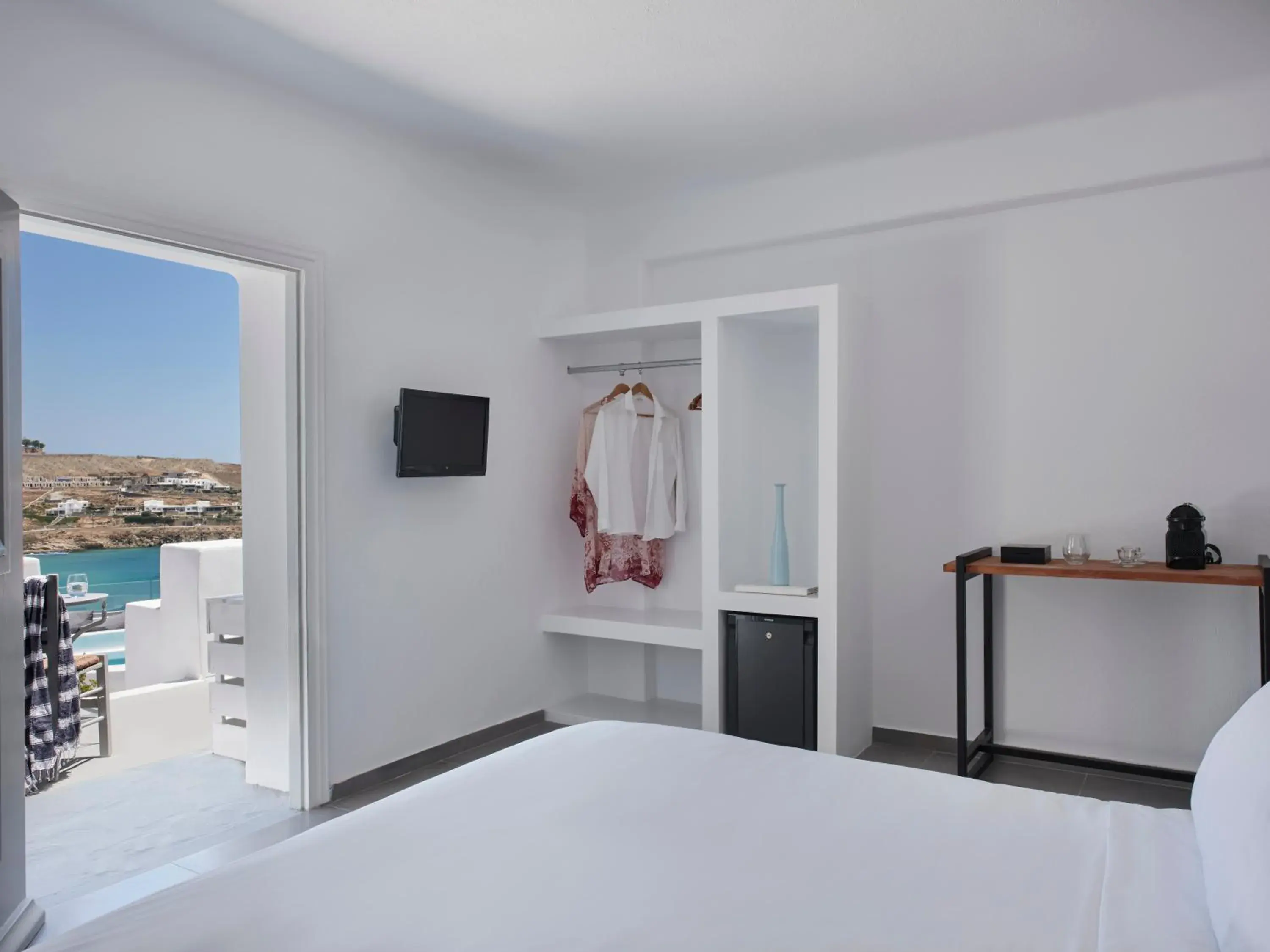 Classic Double Room with Sea View in Pietra e Mare - Mykonos Moments Classic Double Room with Sea View in Pietra e Mare - Mykonos Moments
