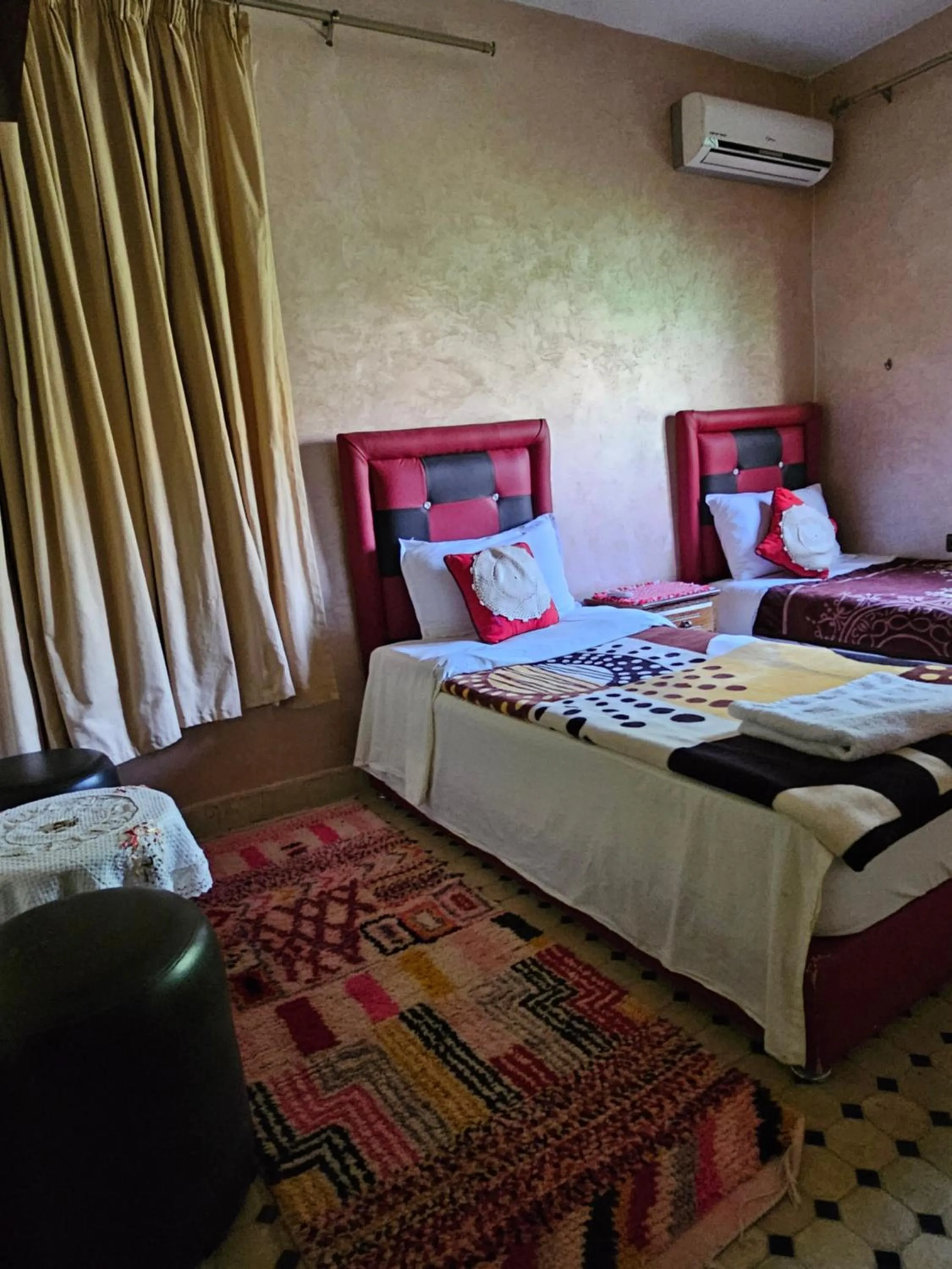 Bedroom, Bed in Riad Oussagou