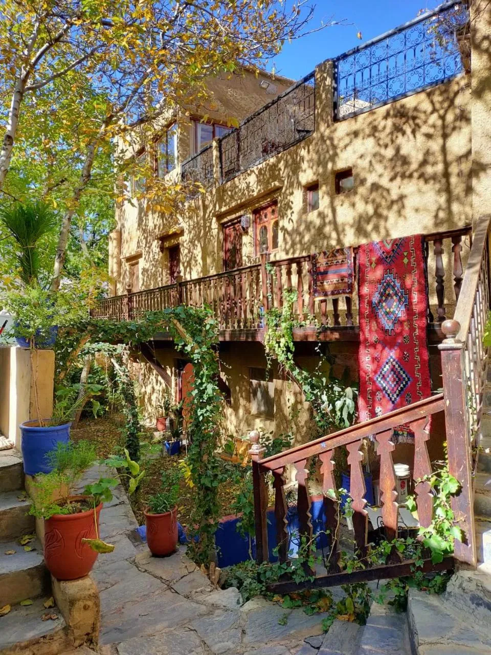 Property building in Riad Oussagou