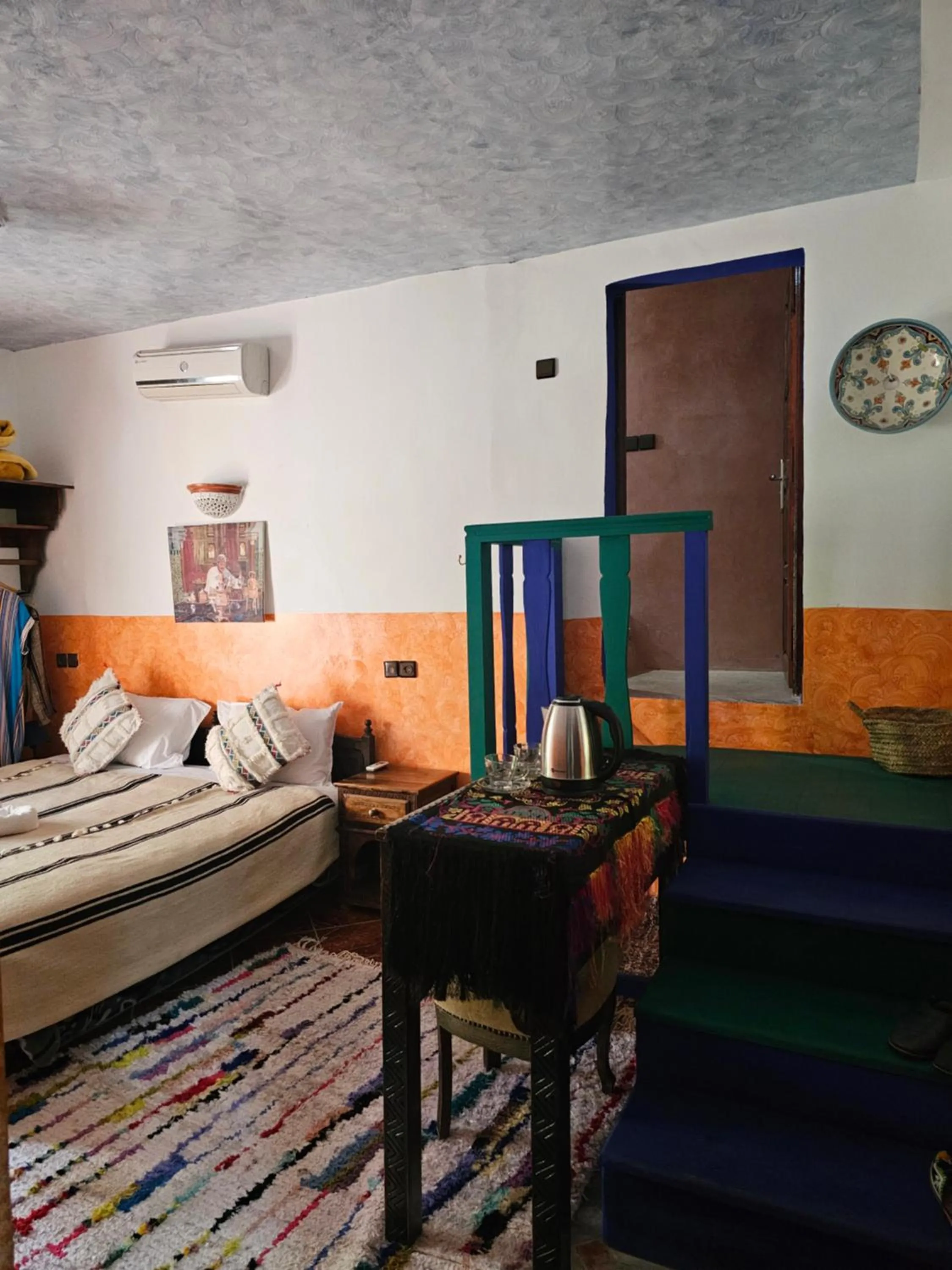Bed in Riad Oussagou