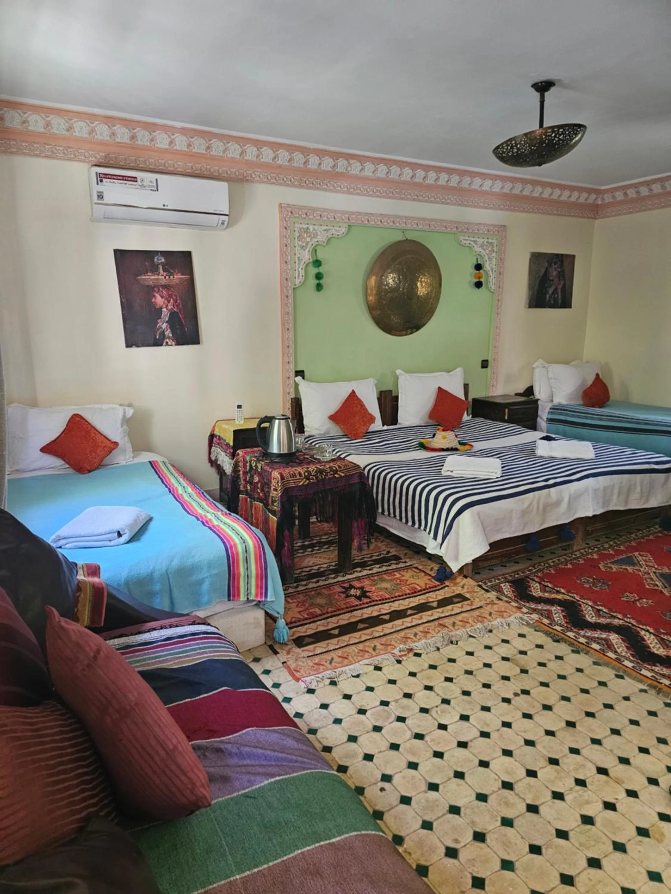 Bedroom, Bed in Riad Oussagou