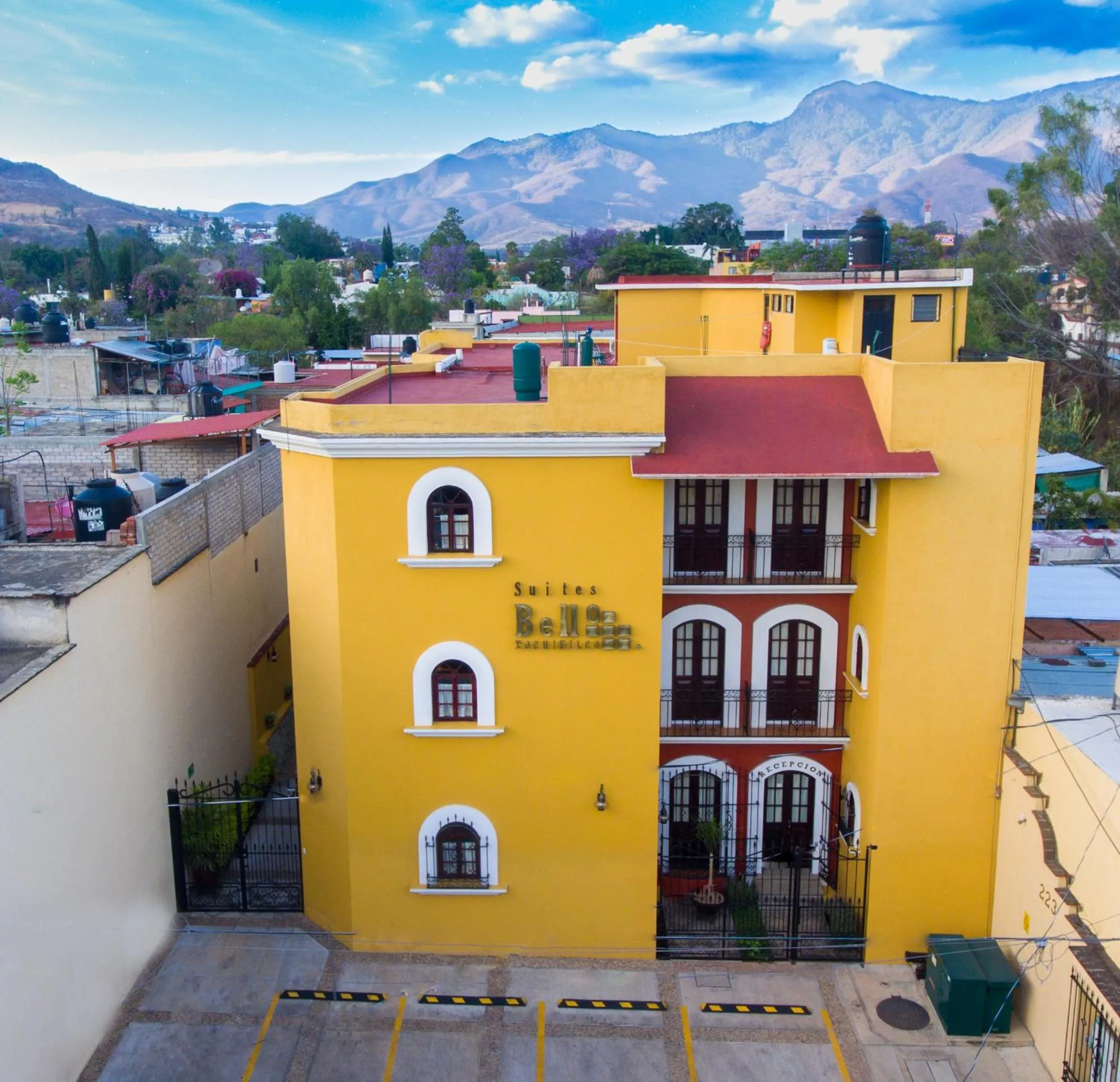 Facade/entrance in Suites Bello Xochimilco