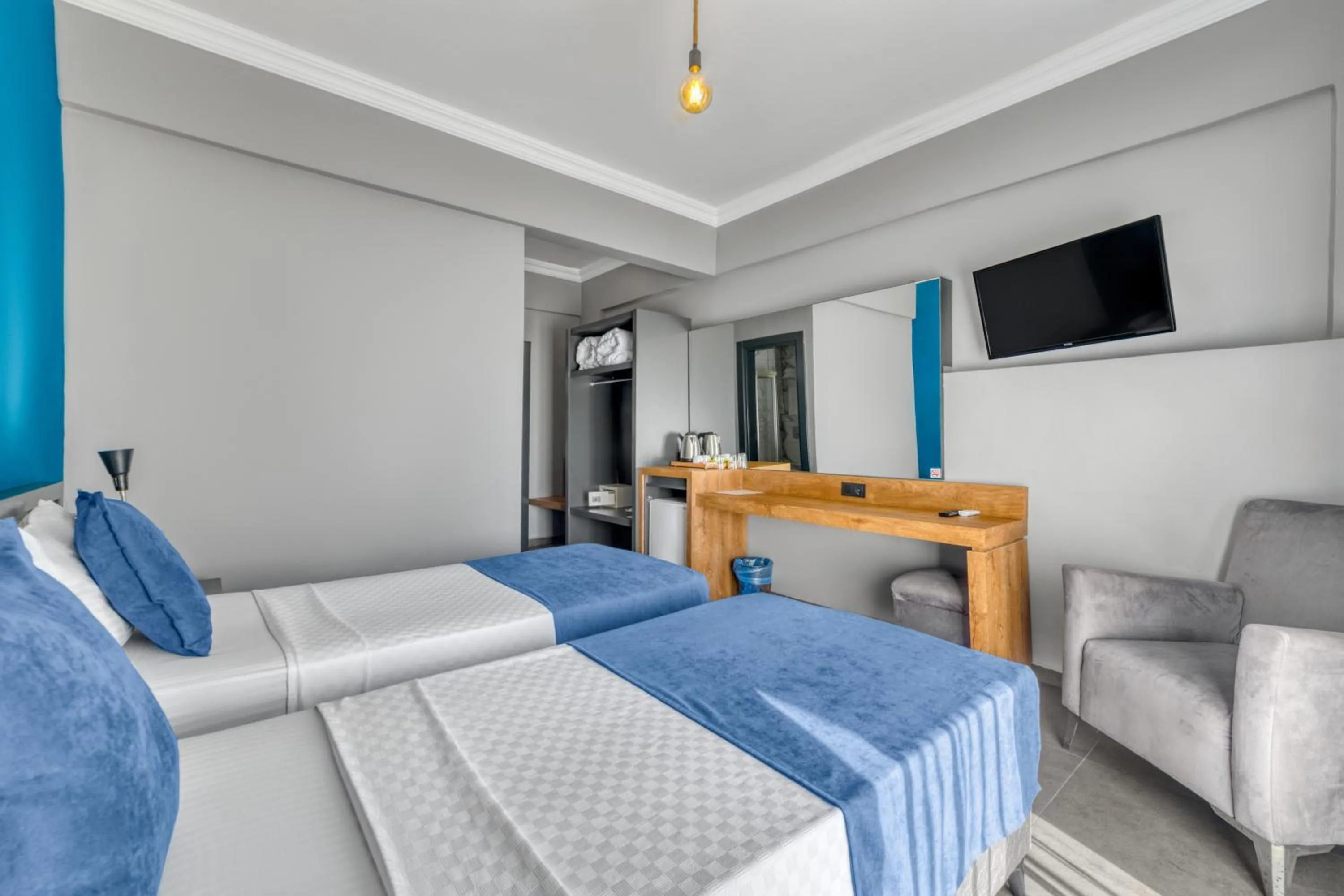 Bed in Royalisa Palmiye Beach Hotel Adult Only