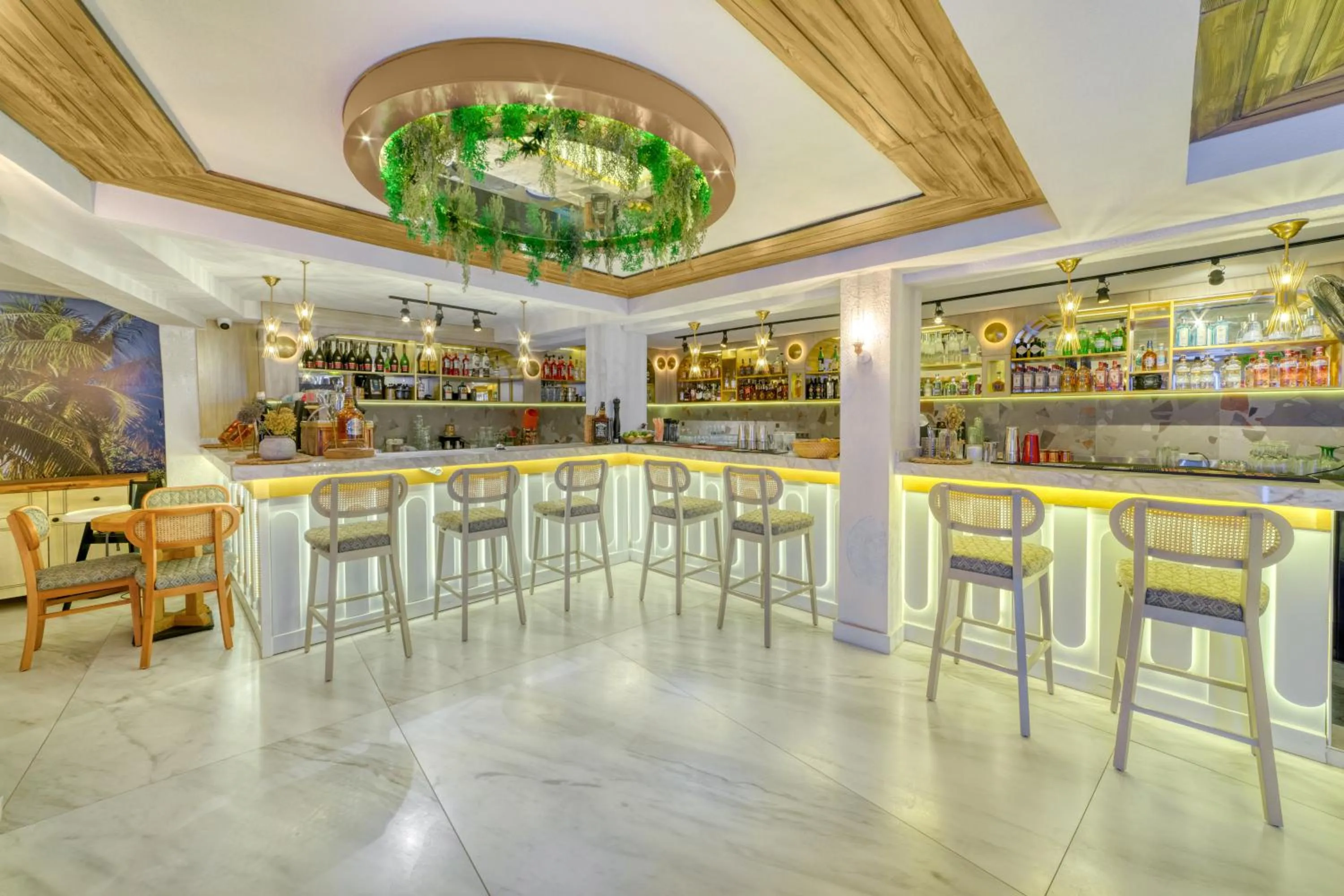 Lounge or bar in Royalisa Palmiye Beach Hotel Adult Only