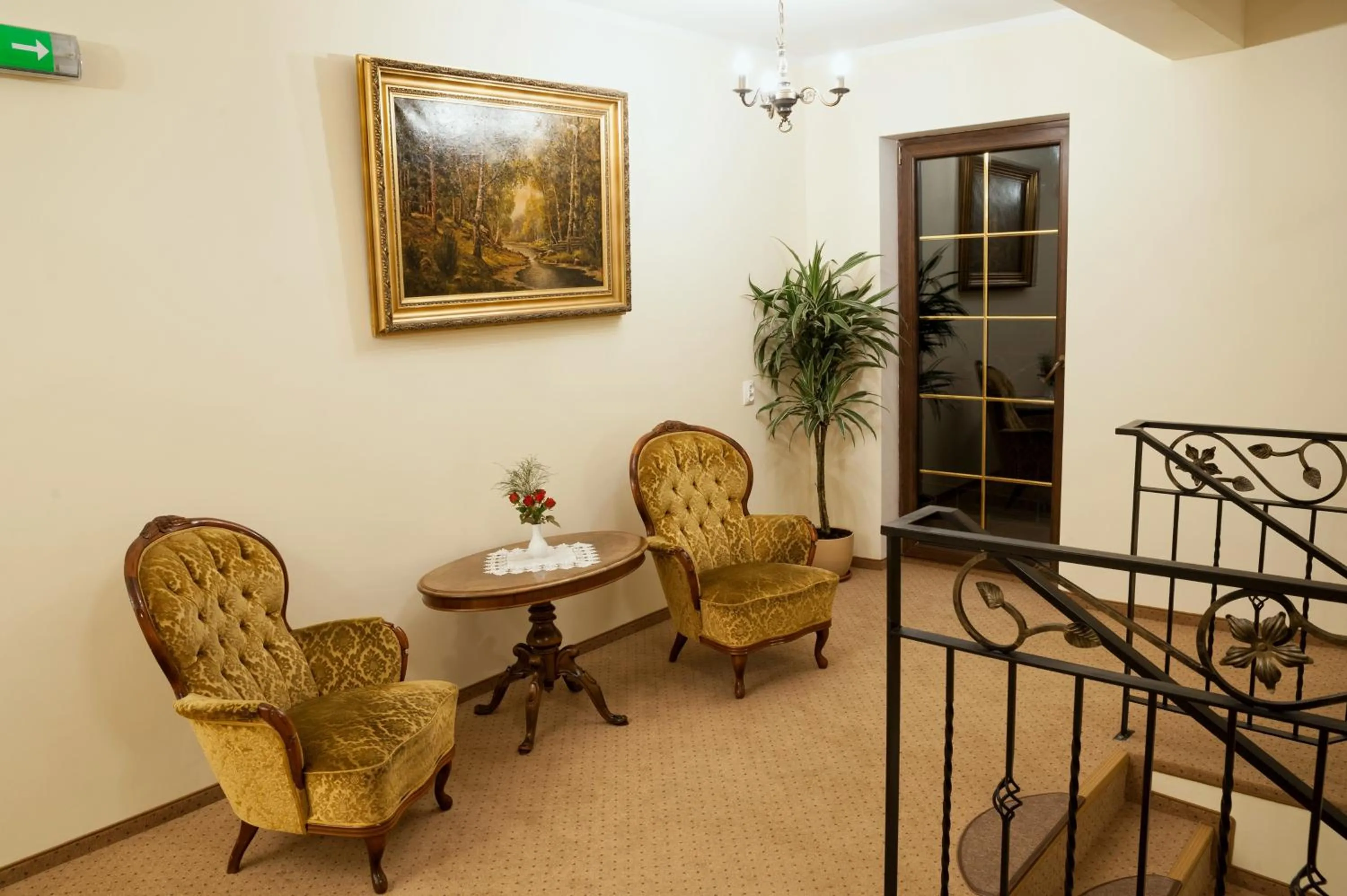 Seating area in Hotel Bończa