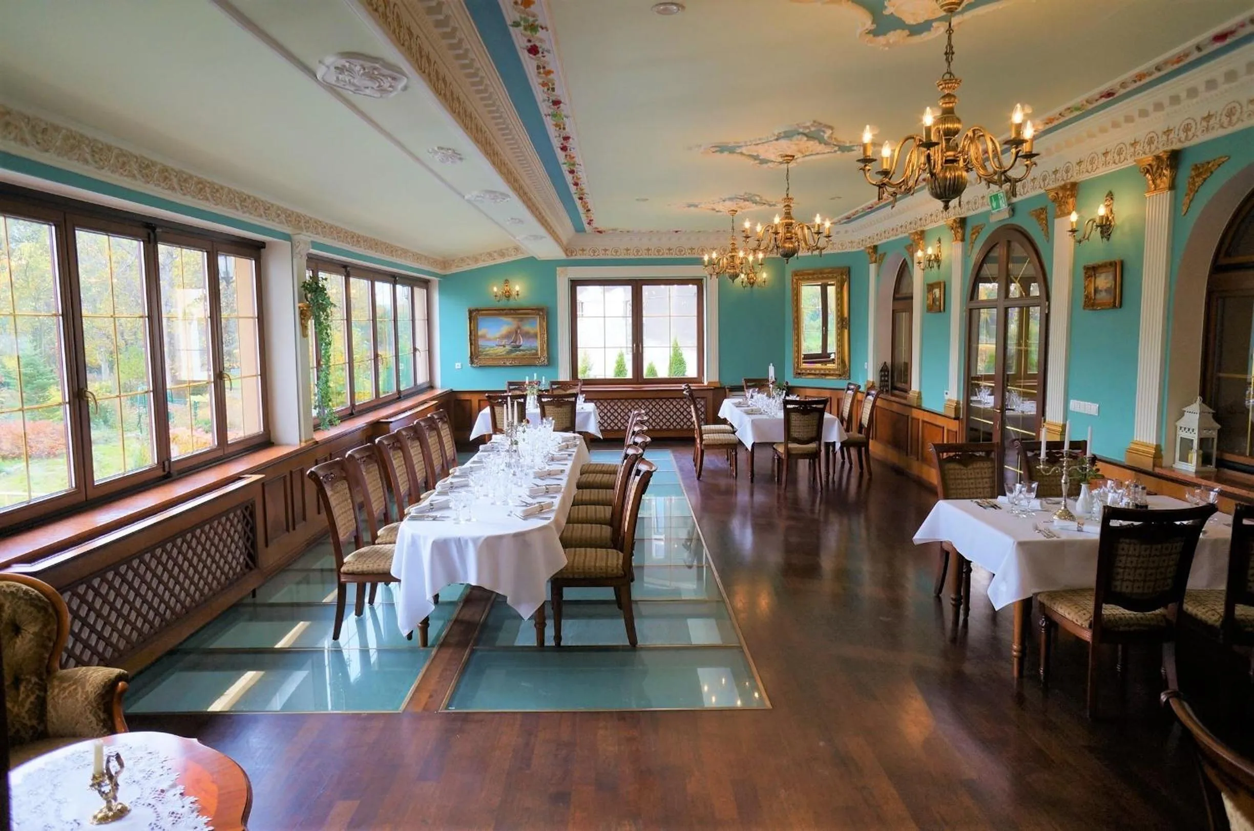 Restaurant/places to eat in Hotel Bończa