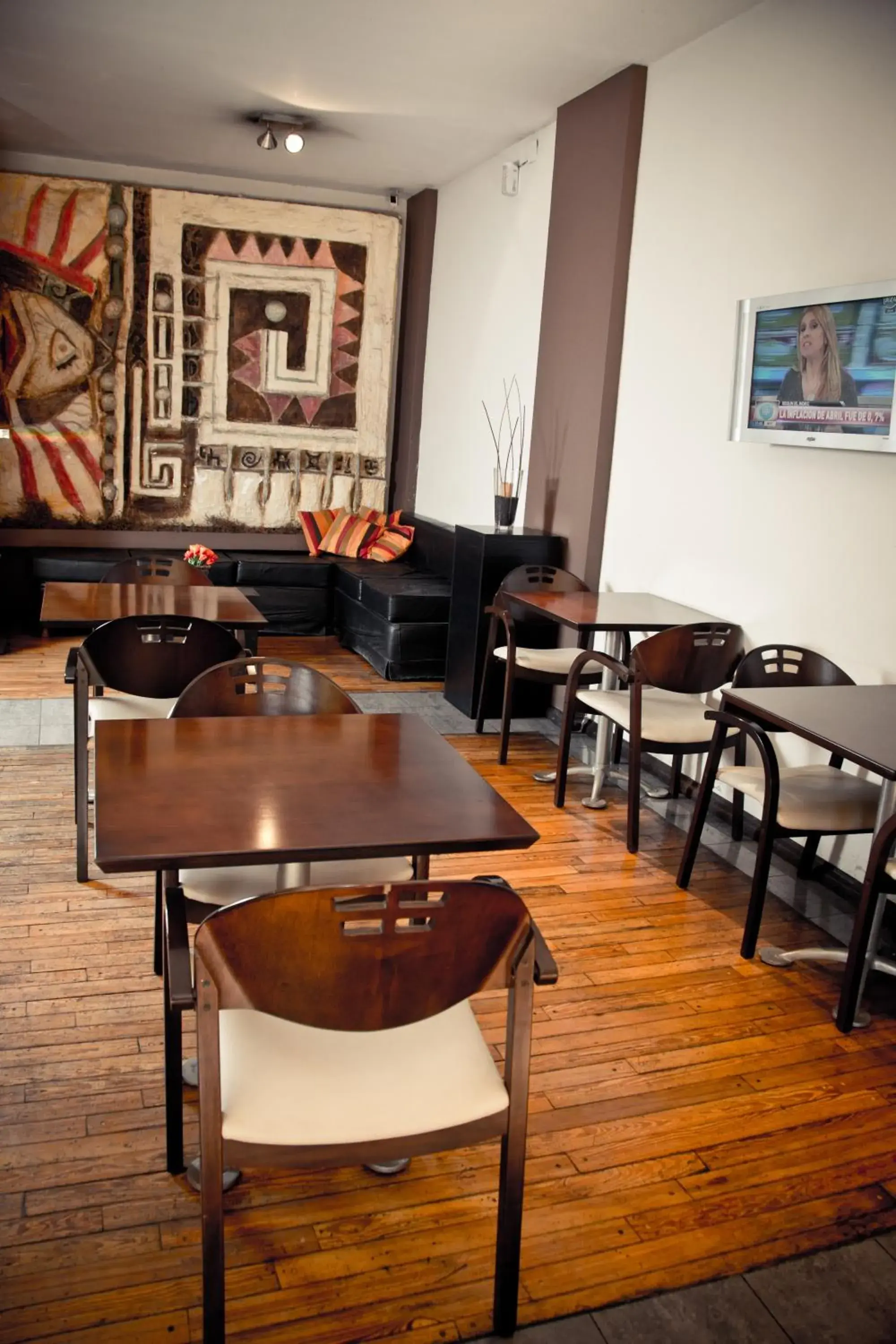 Restaurant/places to eat in Del Fundador Restaurant/places to eat in Del Fundador