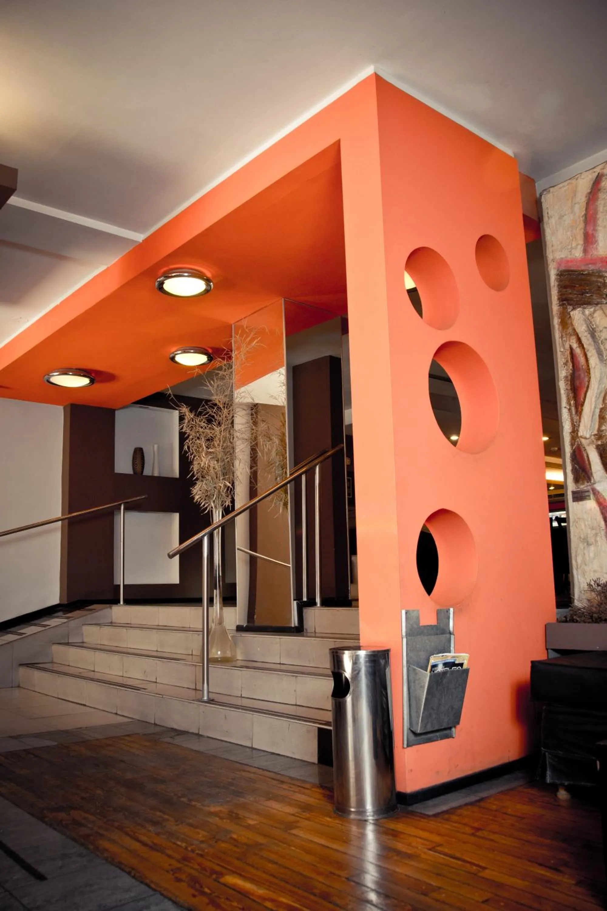 Restaurant/places to eat in Del Fundador