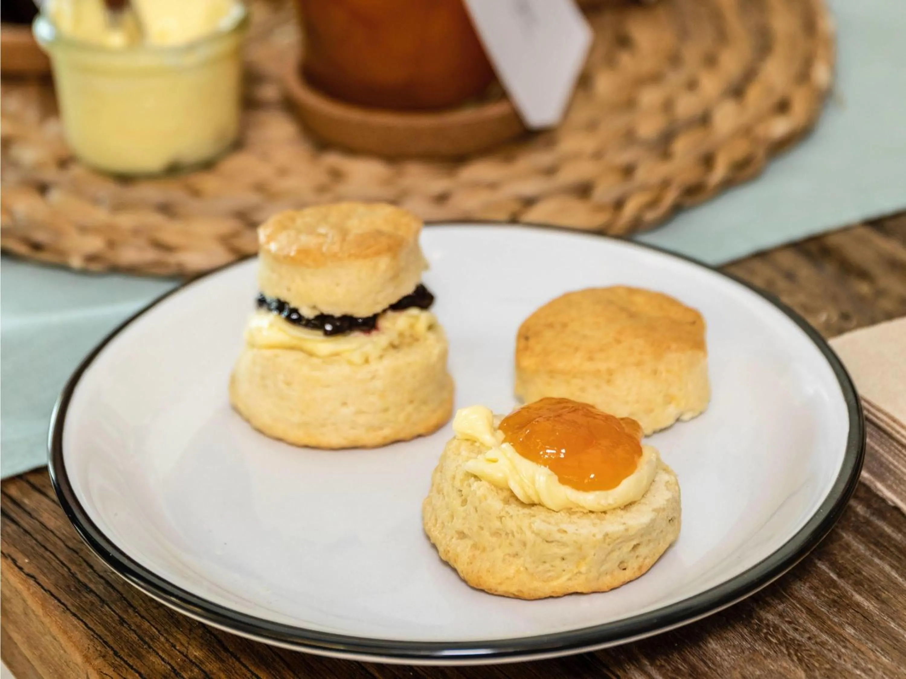 Restaurant/places to eat in Mercure Macaé