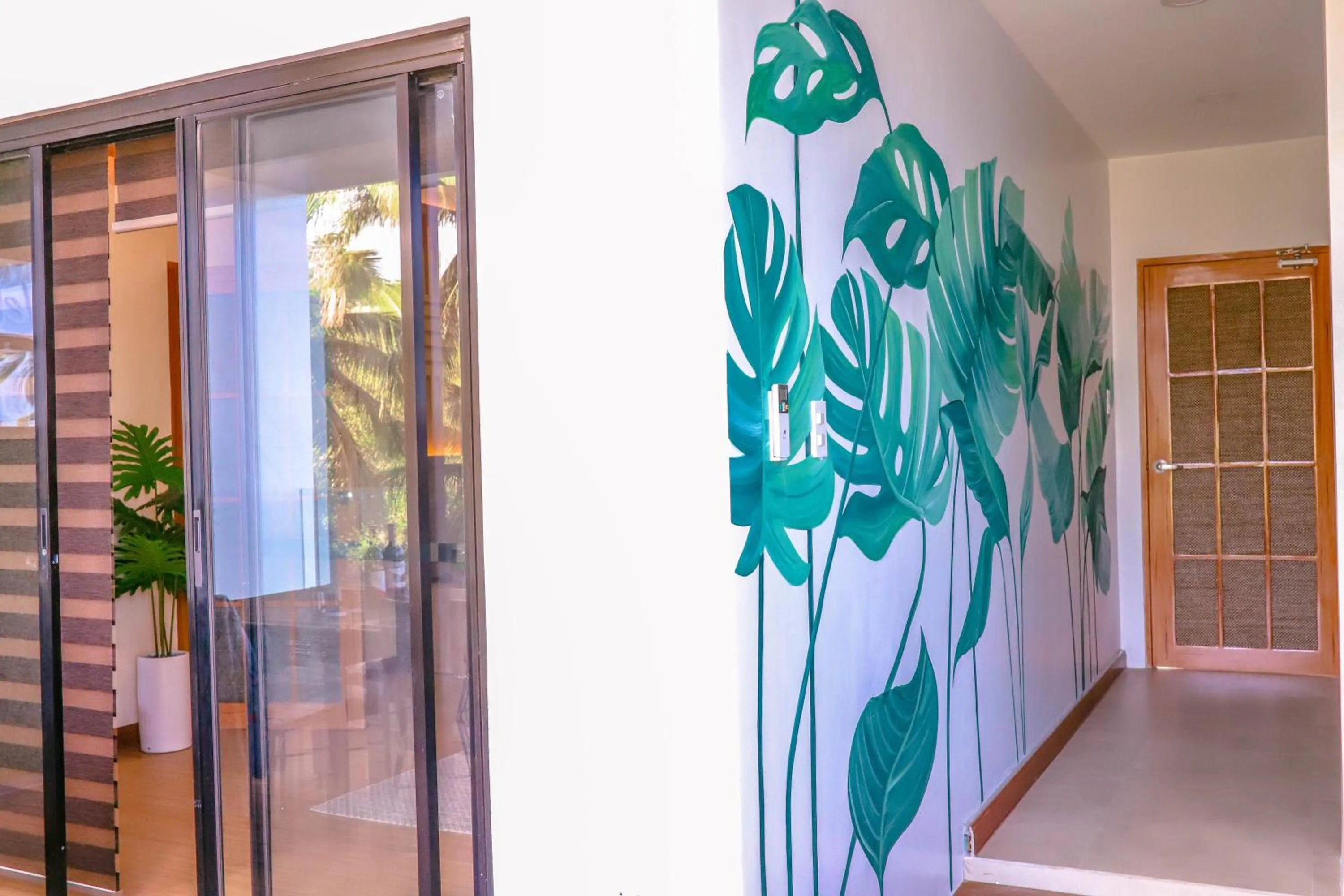 Property building in Noni's Resort