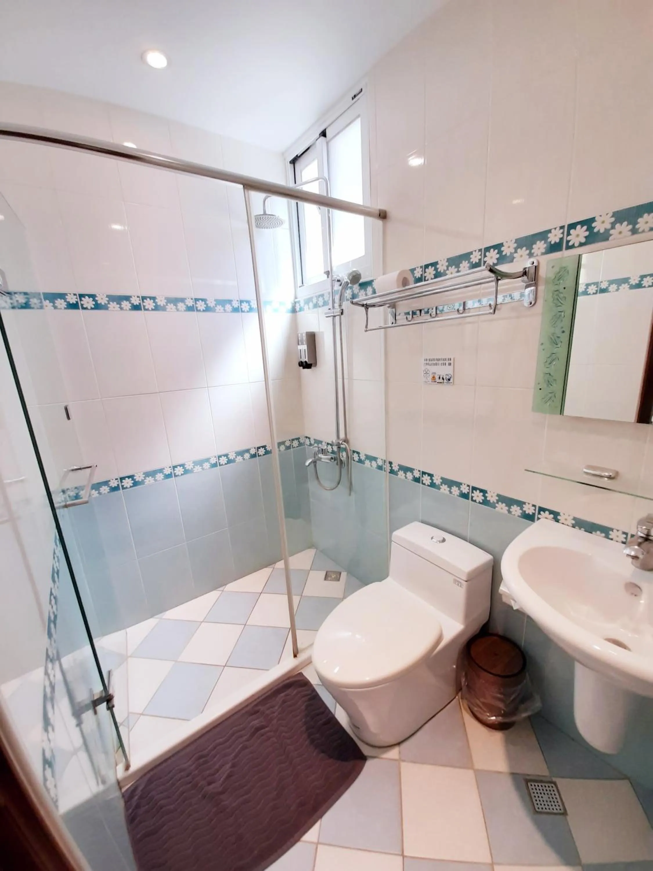 Love Travel Guest House