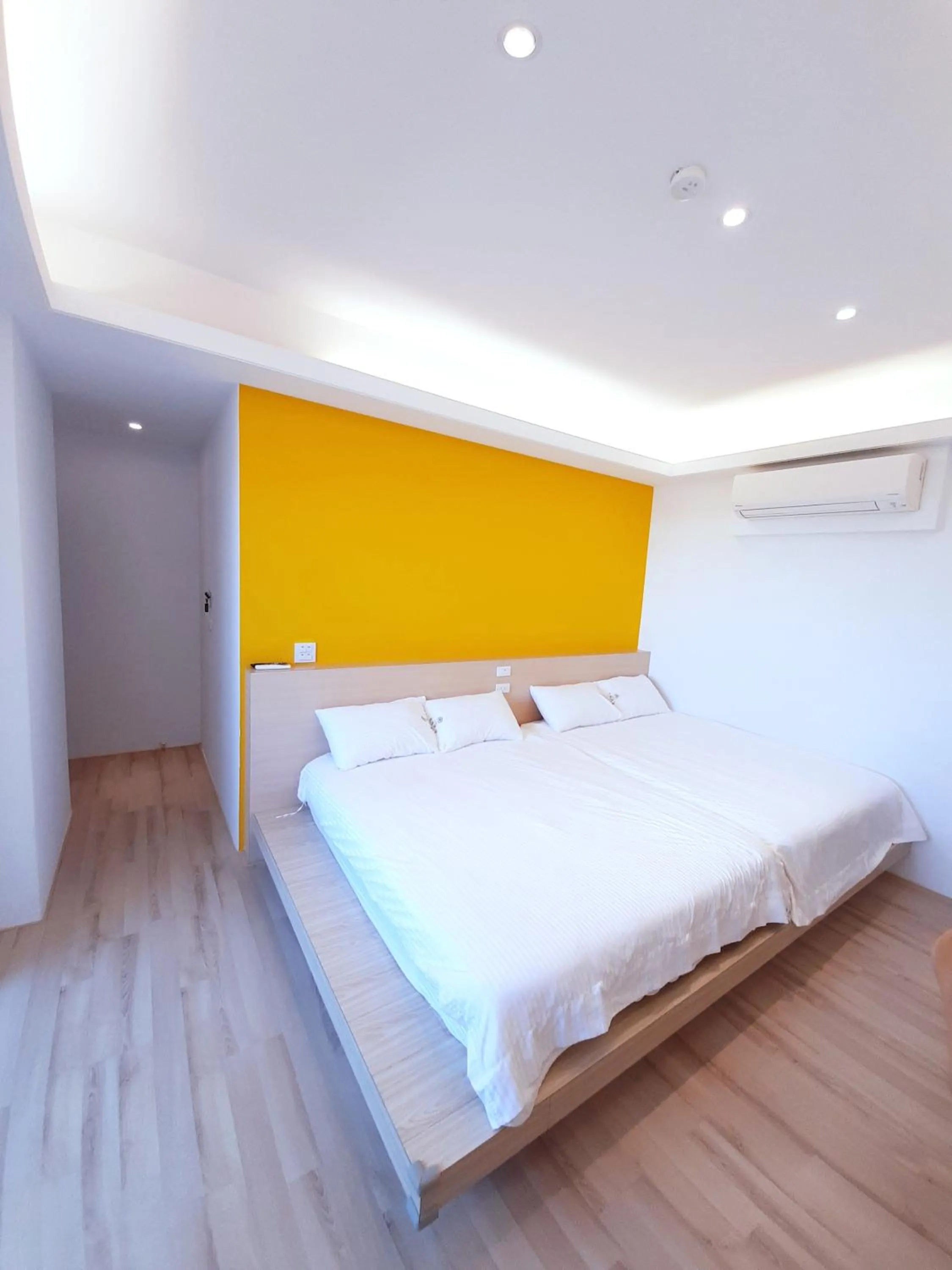 Bed in Love Travel Guest House