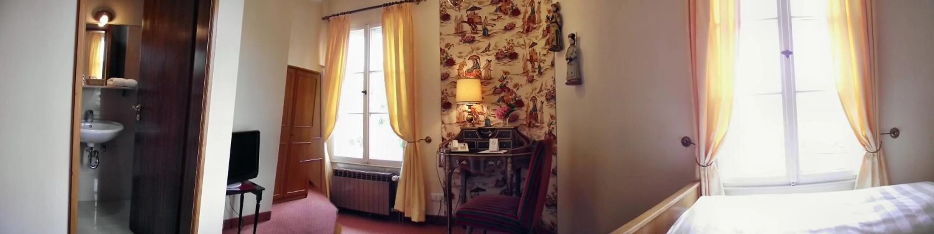 Photo of the whole room in Der Platengarten