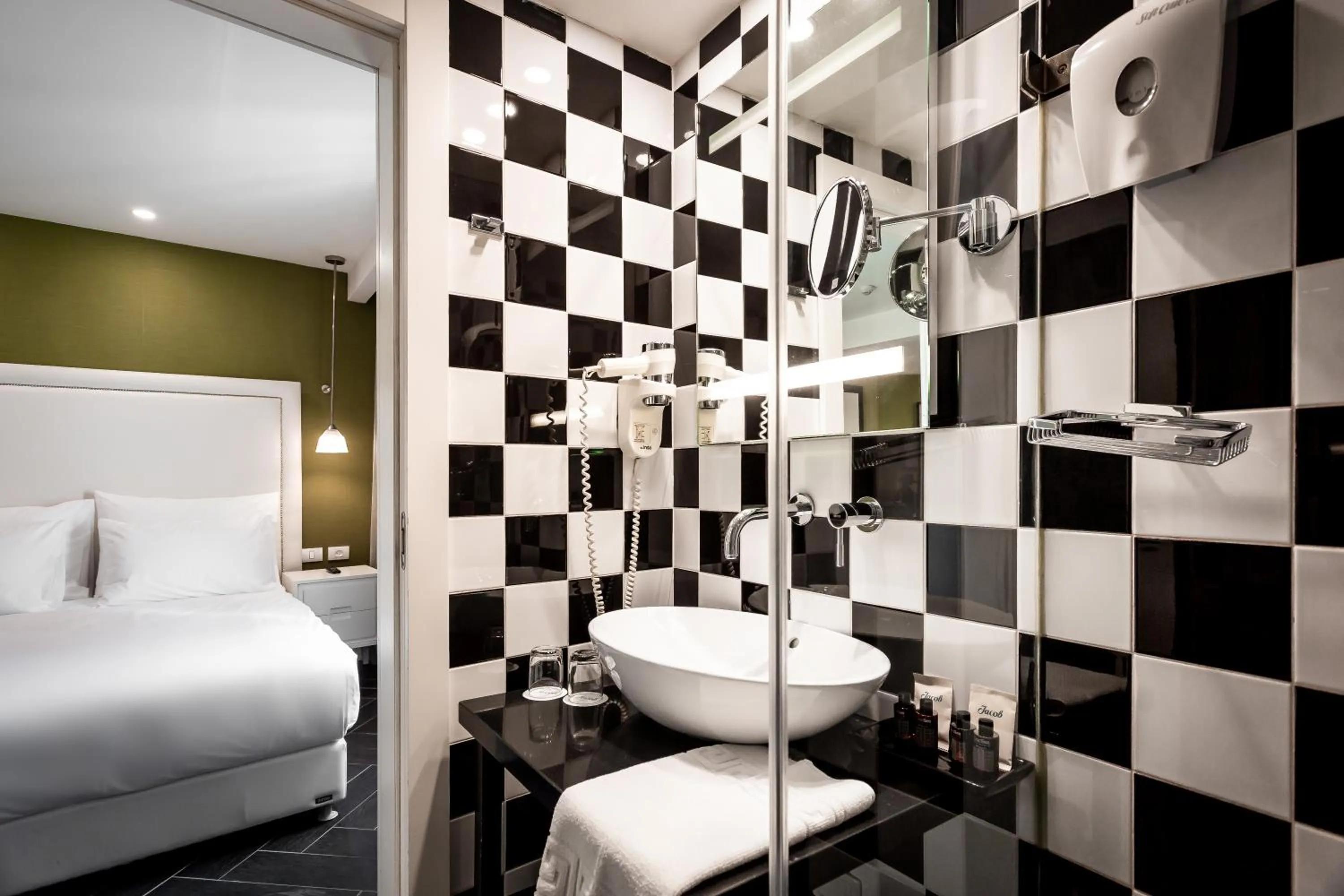 Bed in Jacob Harmony