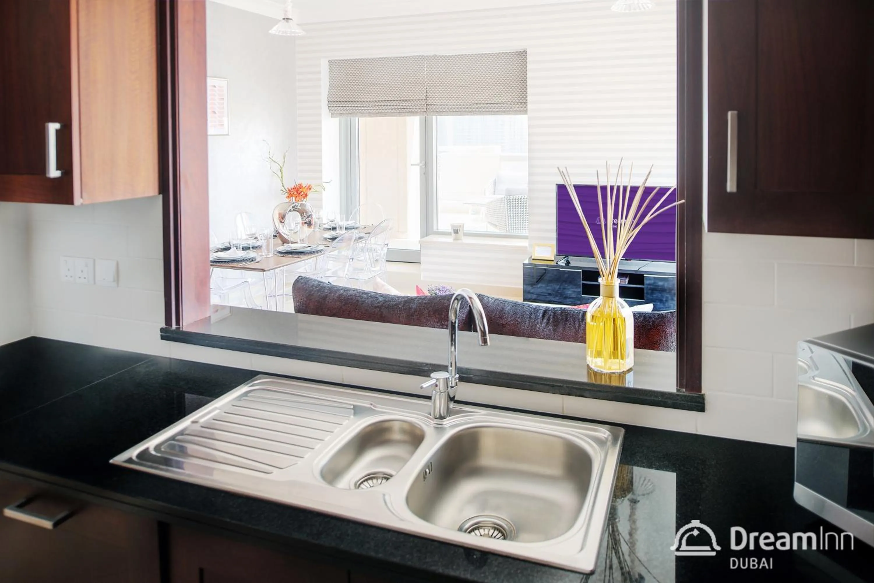 Kitchen or kitchenette in Dream Inn - Apartment with Private Terrace, 29 Boulevard Downtown