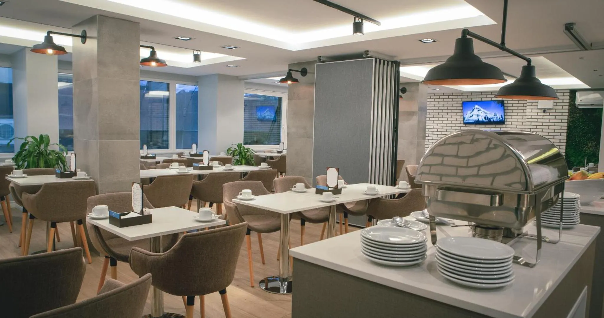 Restaurant/places to eat in Park Royal City Buenos Aires