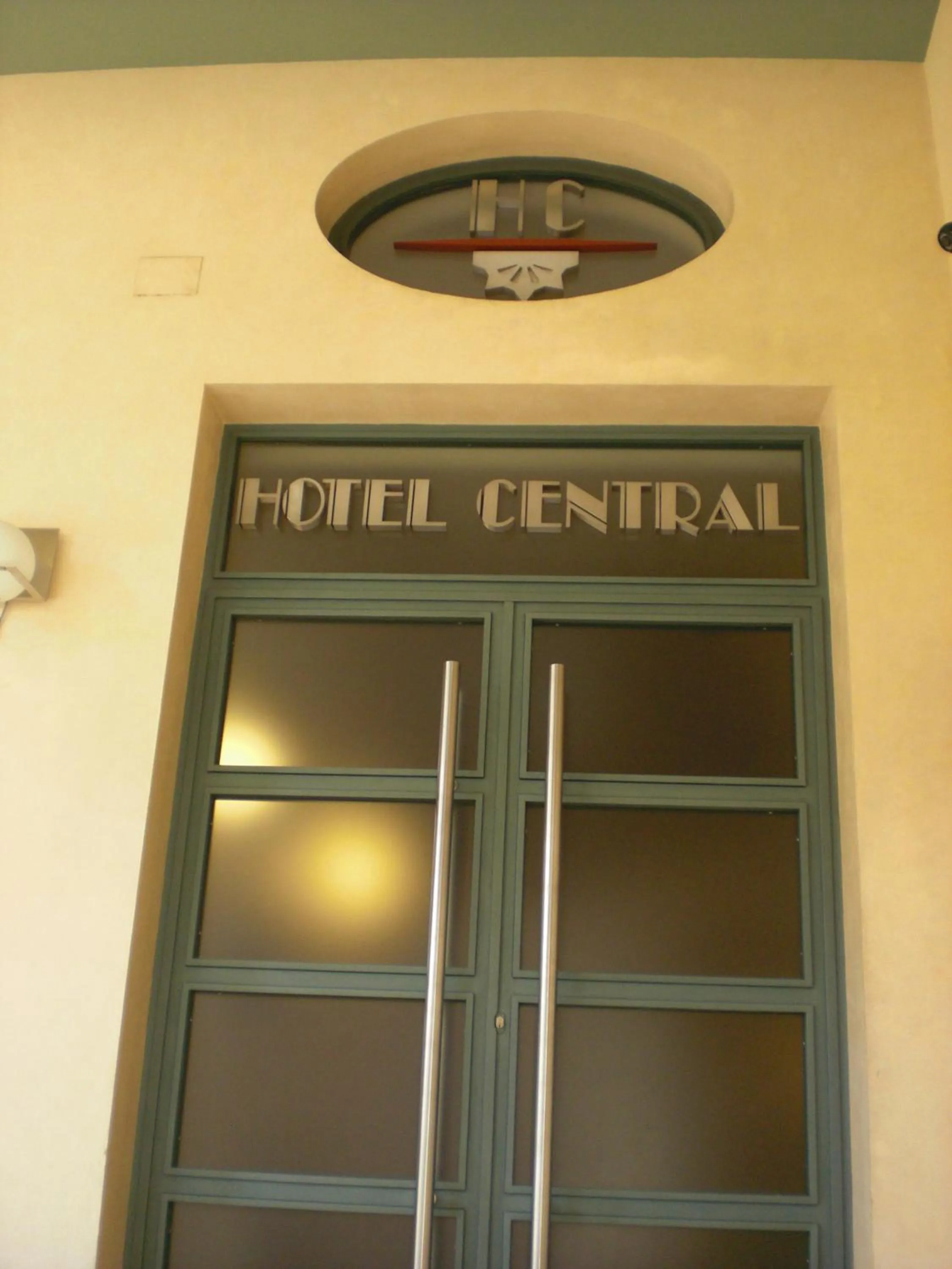 Facade/entrance in Hotel Central