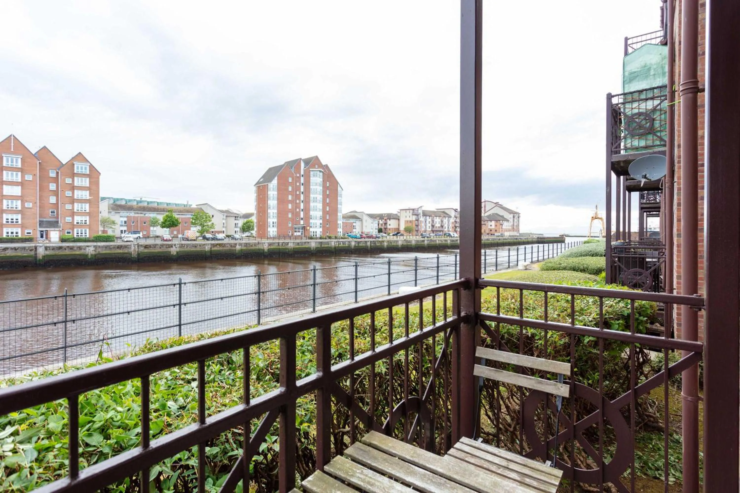 Harbour House - Donnini Apartments
