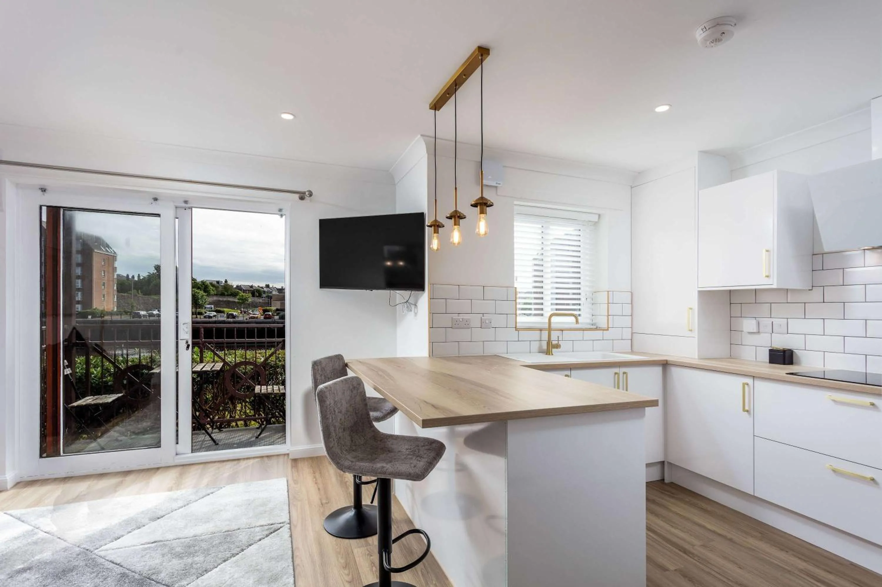 Harbour House - Donnini Apartments