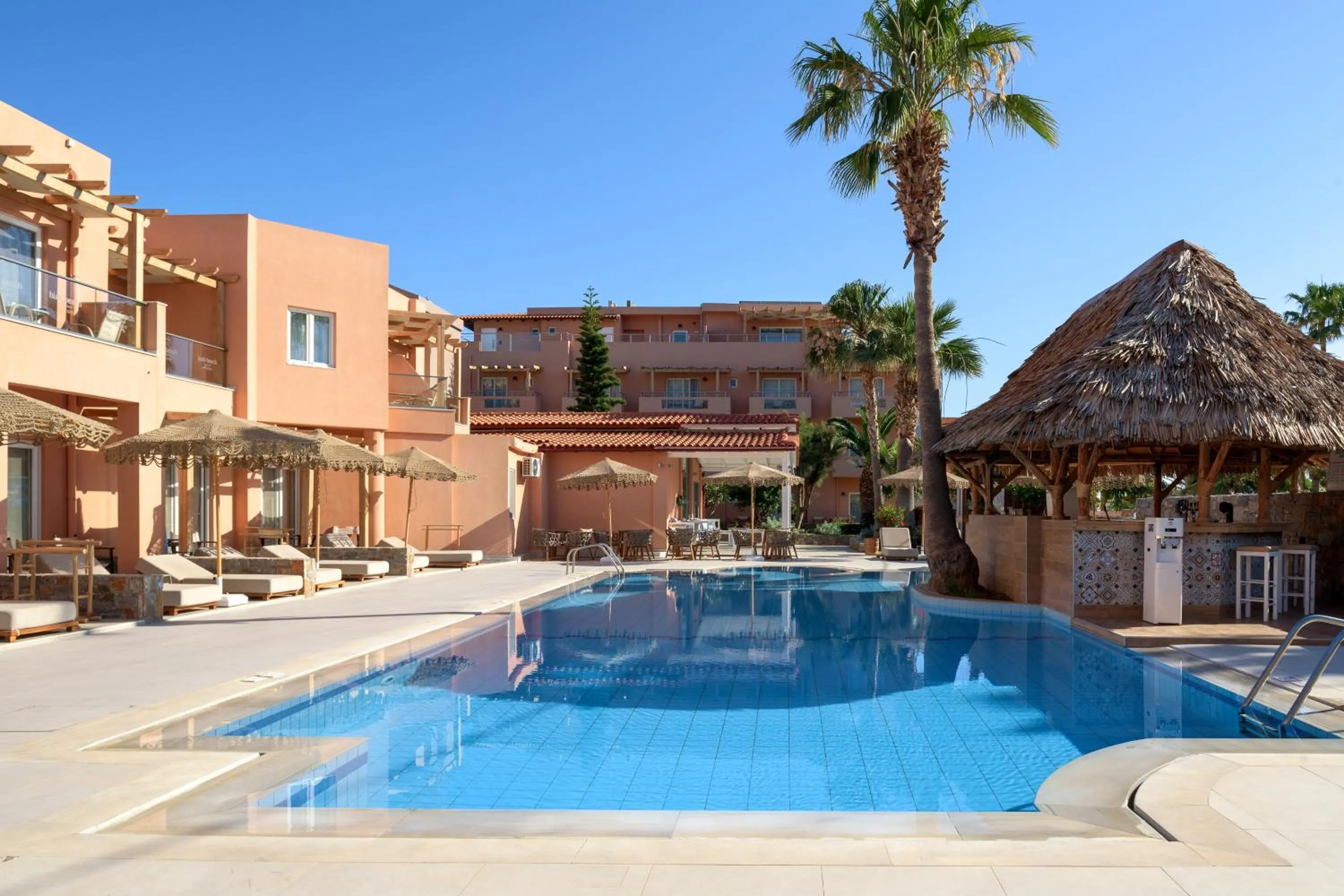 Swimming pool in High Beach Resort