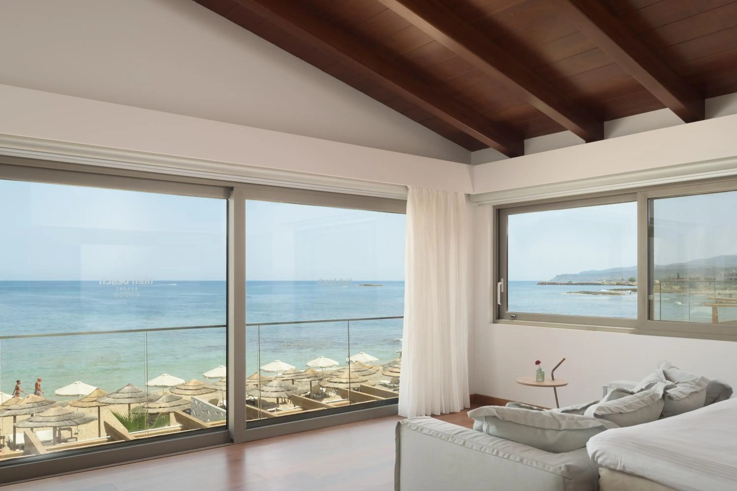 View (from property/room), Bed in High Beach Resort