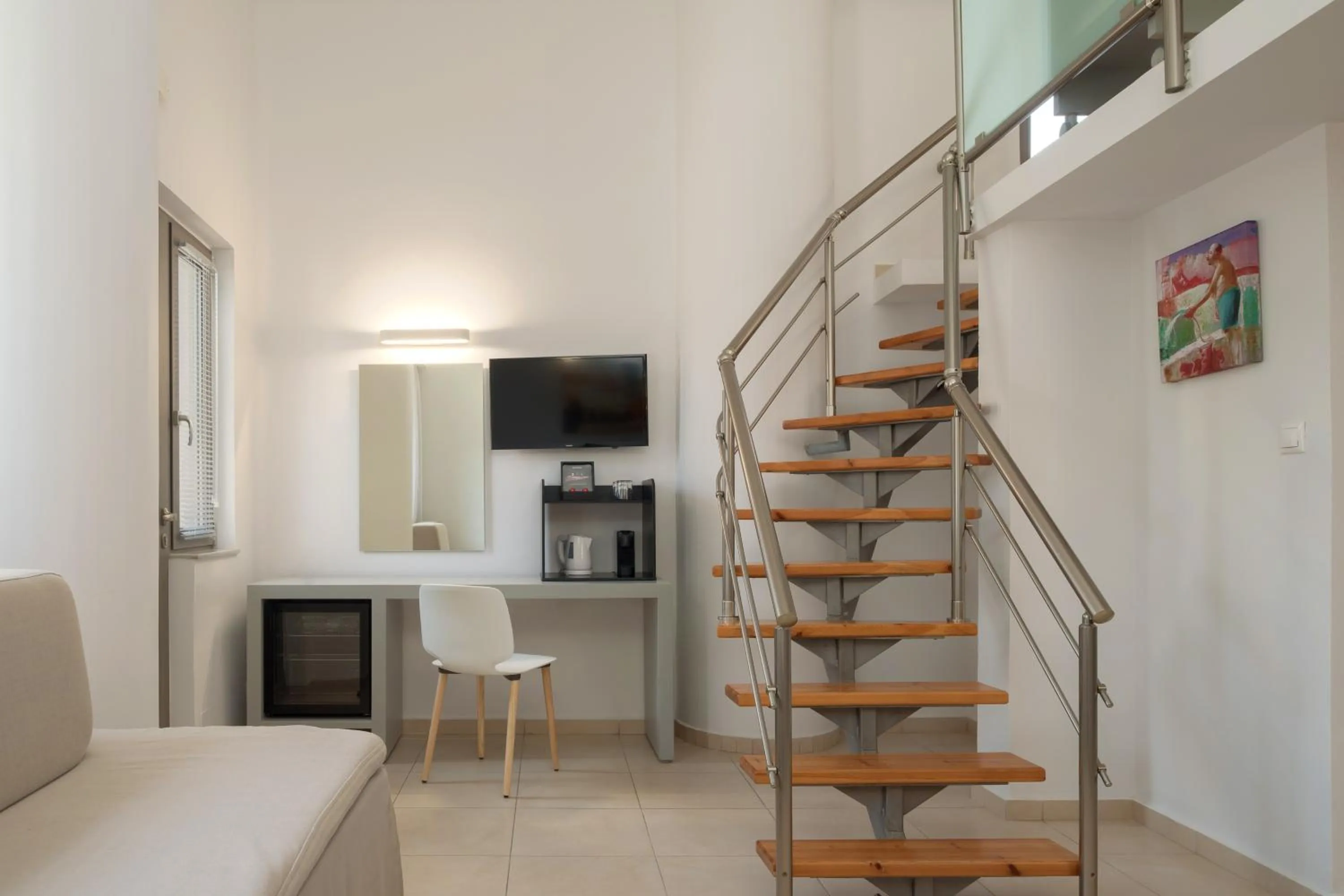 Photo of the whole room in High Beach Resort